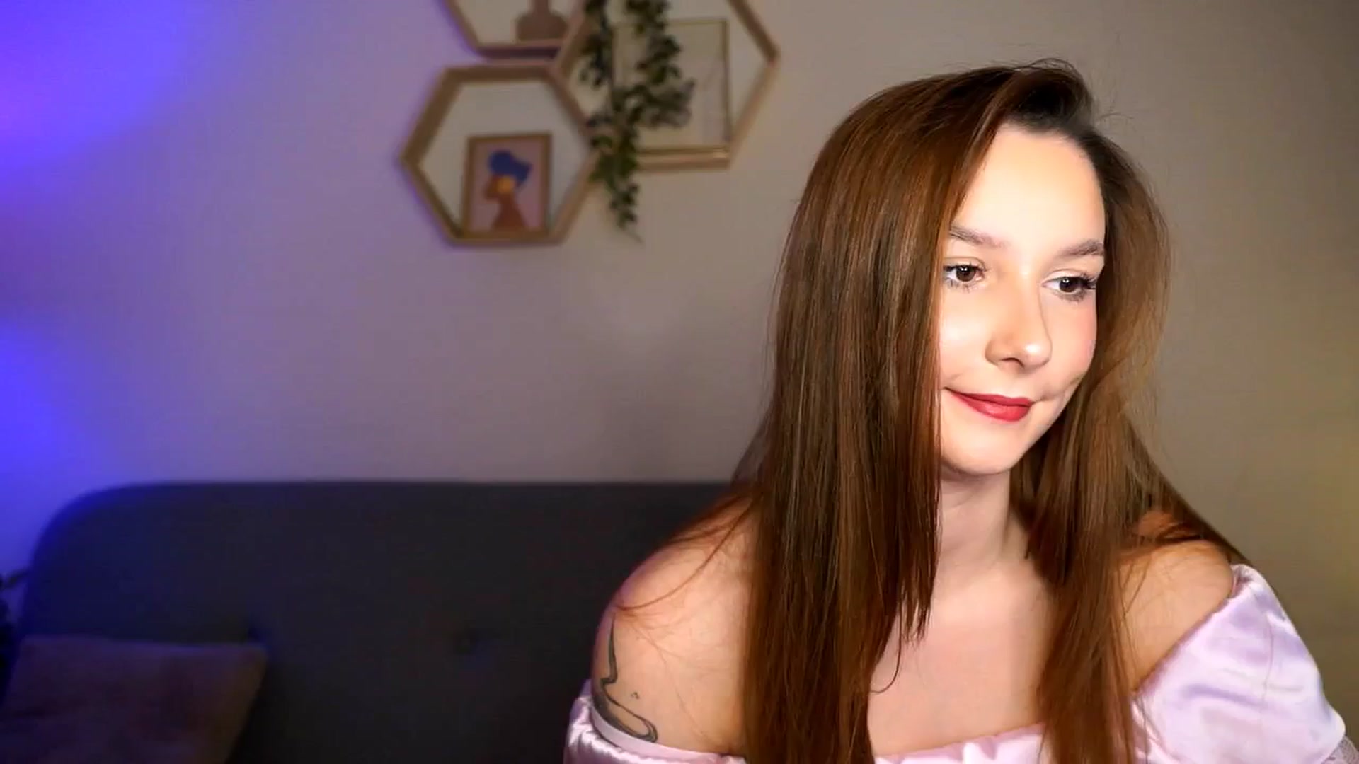Gallery image thumbnail from BambiiQueen's myfreecams stream on, 03/31/2026, 18:11 image 8 of 20