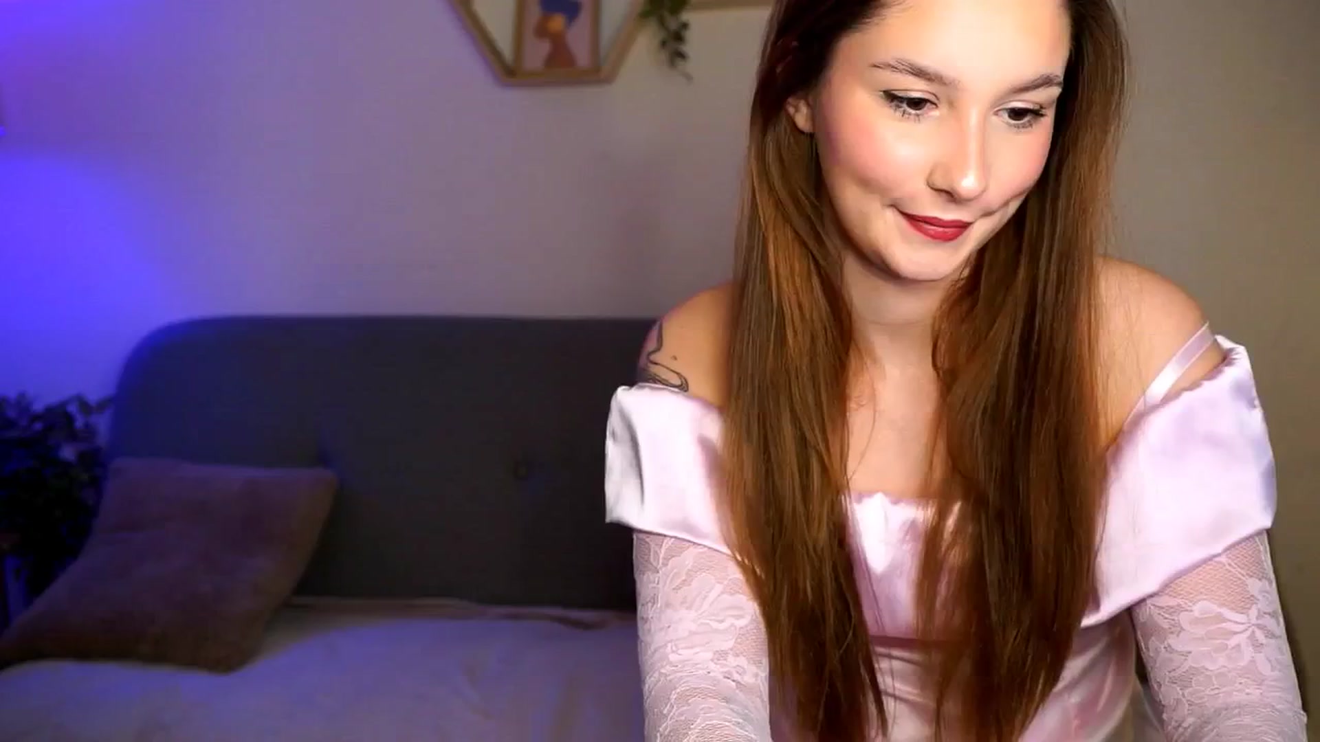 Gallery image thumbnail from BambiiQueen's myfreecams stream on, 03/31/2026, 18:11 image 6 of 20