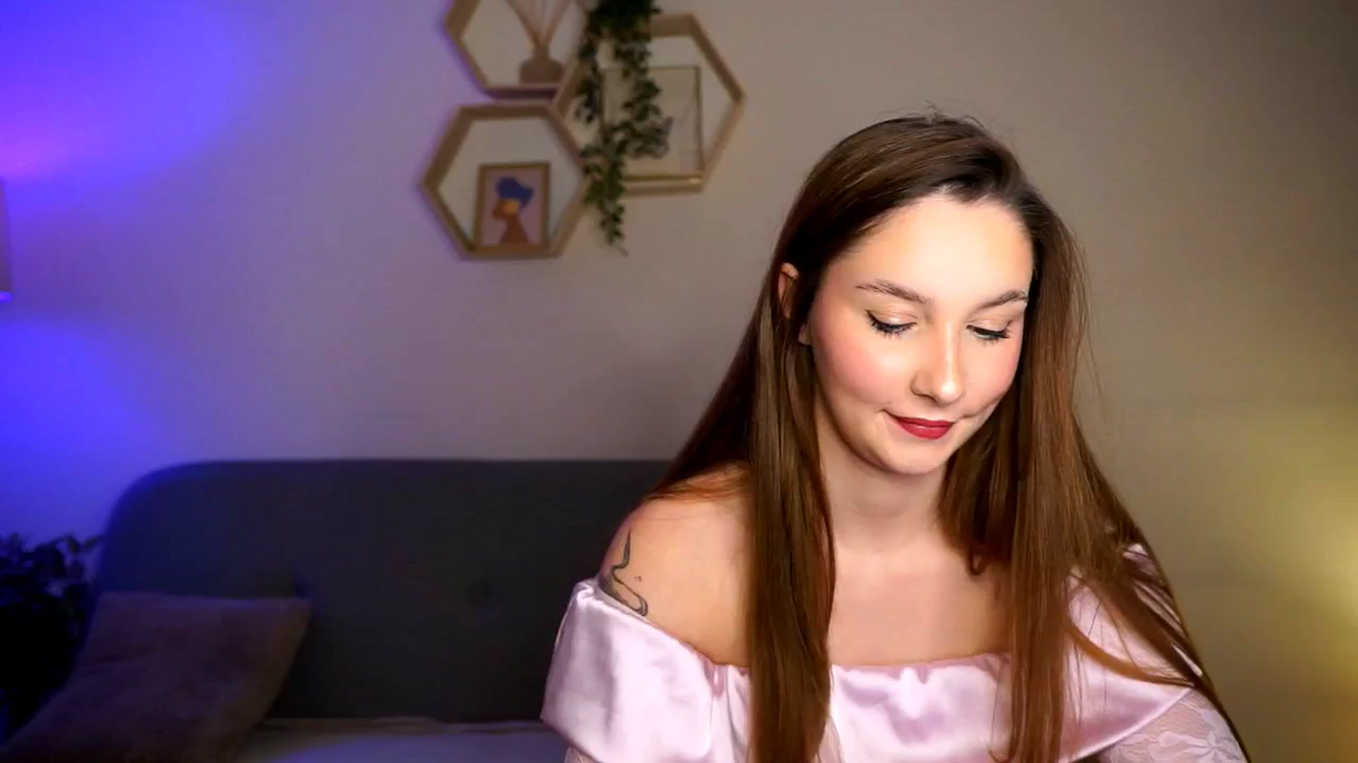 Gallery image thumbnail from BambiiQueen's myfreecams stream on, 03/31/2026, 18:11 image 1 of 20