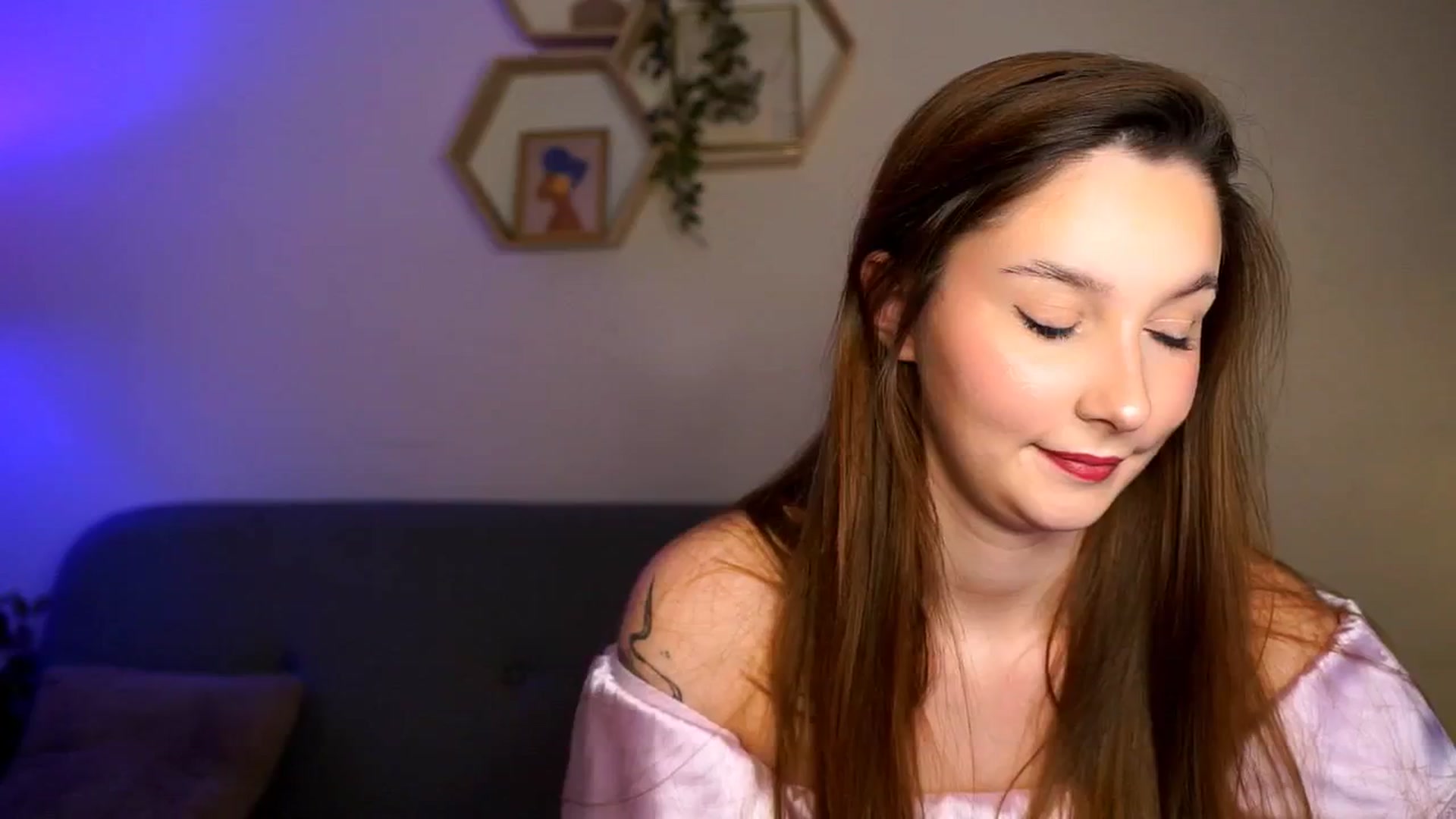Gallery image thumbnail from BambiiQueen's myfreecams stream on, 03/31/2026, 18:11 image 19 of 20