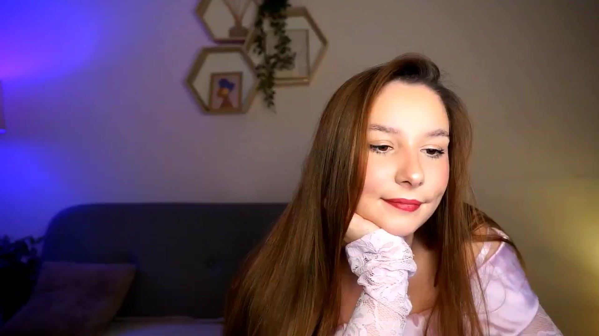 Gallery image thumbnail from BambiiQueen's myfreecams stream on, 03/31/2026, 18:11 image 4 of 20