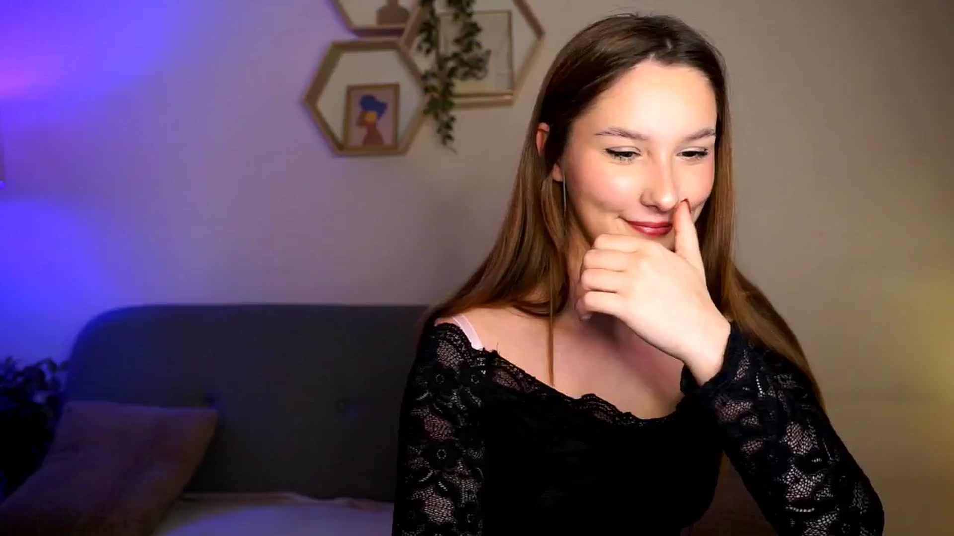 Gallery image thumbnail from BambiiQueen's myfreecams stream on, 03/31/2026, 20:05 image 13 of 20