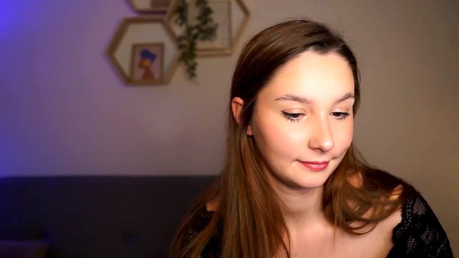 Gallery image thumbnail from BambiiQueen's myfreecams stream on, 03/31/2026, 20:56 image 19 of 20