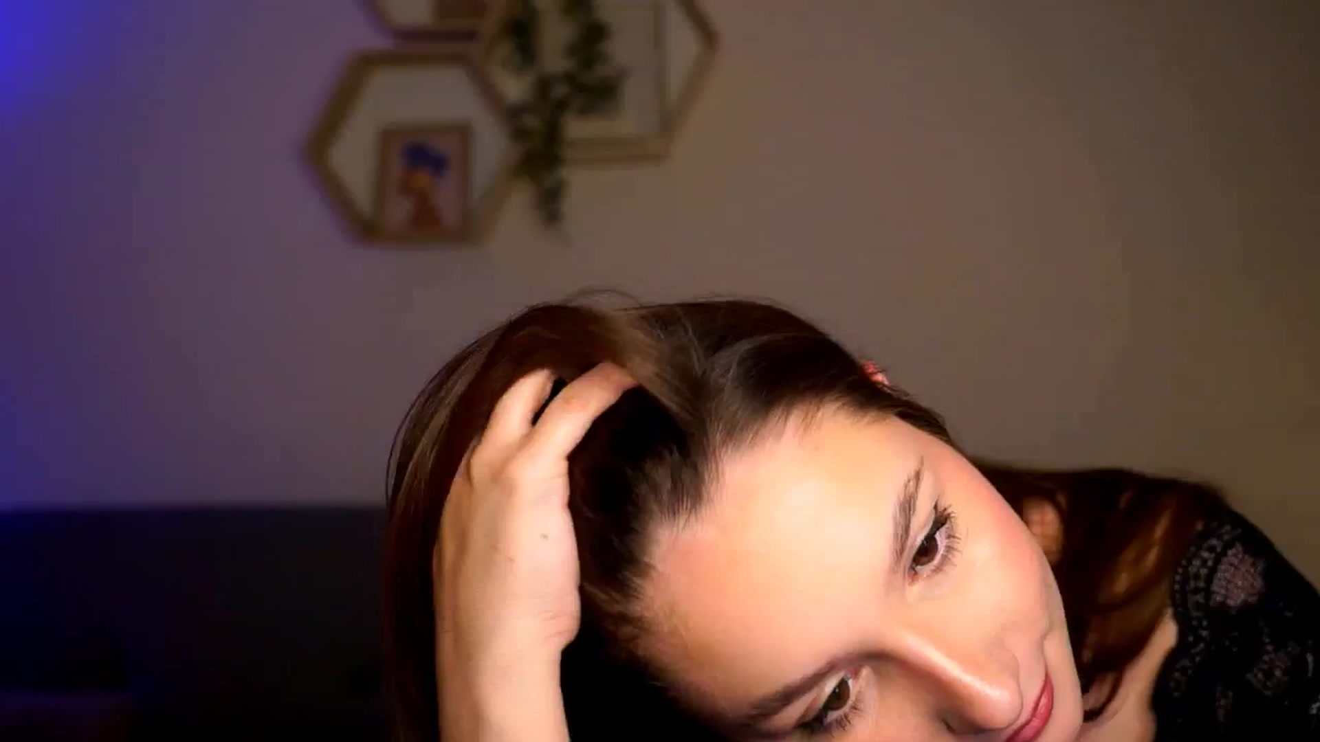 Gallery image thumbnail from BambiiQueen's myfreecams stream on, 03/31/2026, 20:56 image 18 of 20