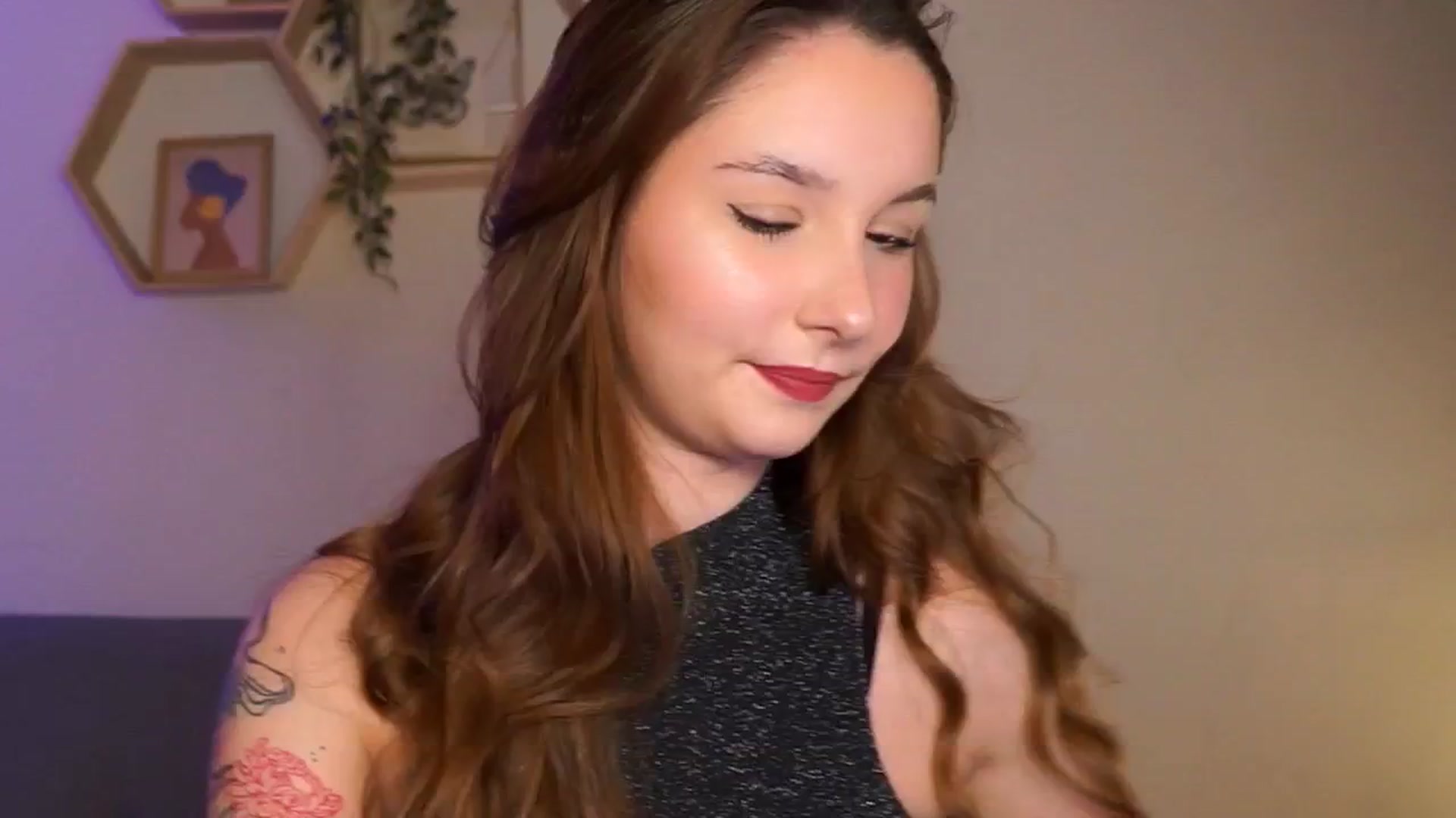 Gallery image thumbnail from BambiiQueen's myfreecams stream on, 04/02/2026, 17:23 image 18 of 20