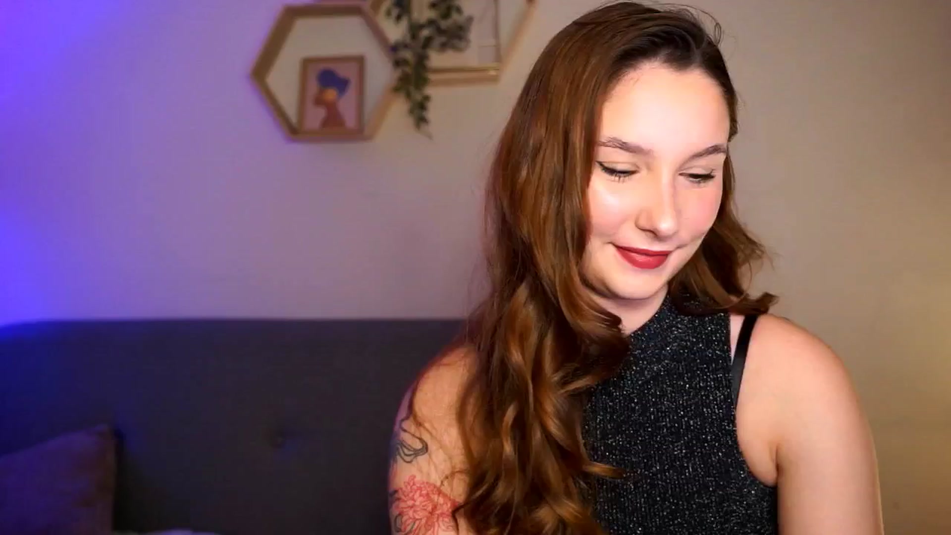 Gallery image thumbnail from BambiiQueen's myfreecams stream on, 04/02/2026, 17:23 image 15 of 20