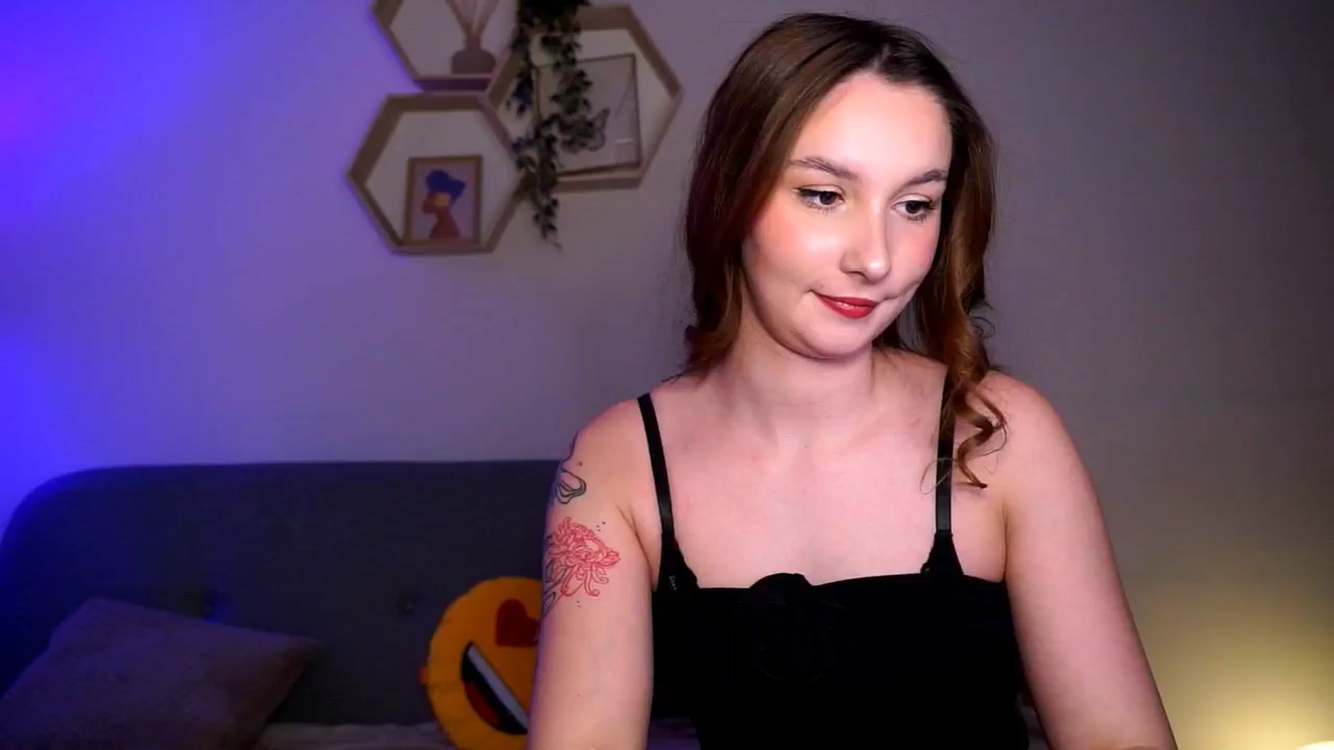 Gallery image thumbnail from BambiiQueen's myfreecams stream on, 04/07/2026, 18:46 image 13 of 20