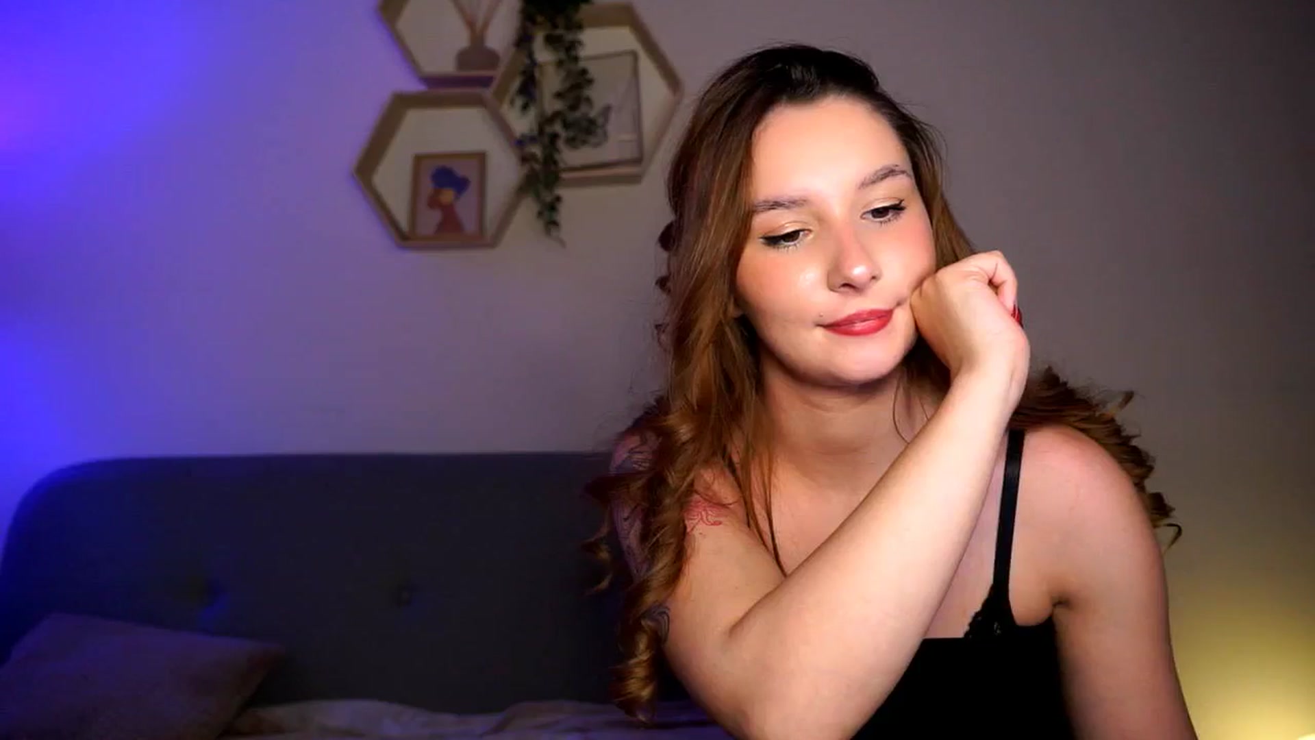 Gallery image thumbnail from BambiiQueen's myfreecams stream on, 04/07/2026, 20:50 image 3 of 20