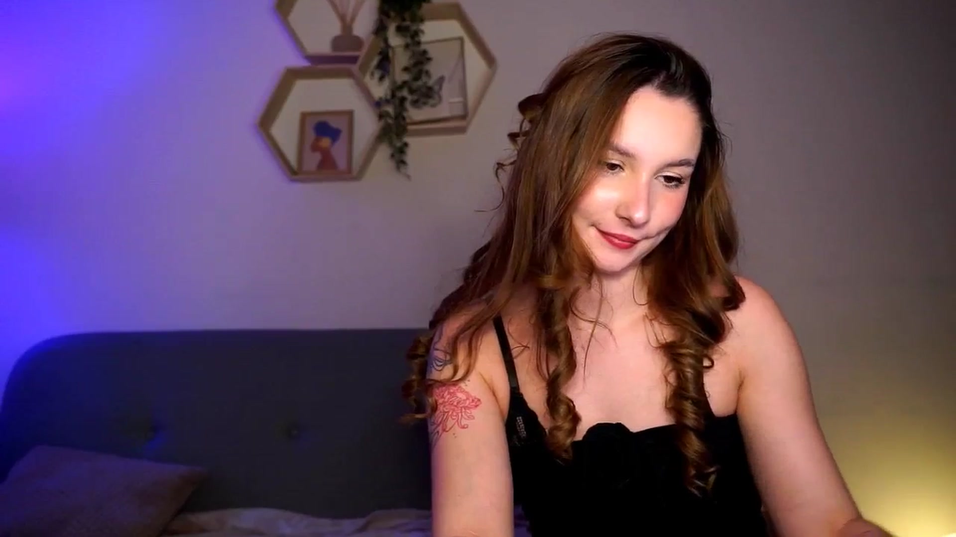 Gallery image thumbnail from BambiiQueen's myfreecams stream on, 04/07/2026, 20:50 image 4 of 20