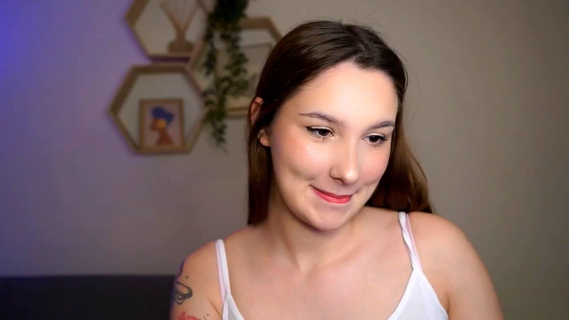 Gallery image thumbnail from BambiiQueen's myfreecams stream on, 04/11/2026, 13:35 image 14 of 20