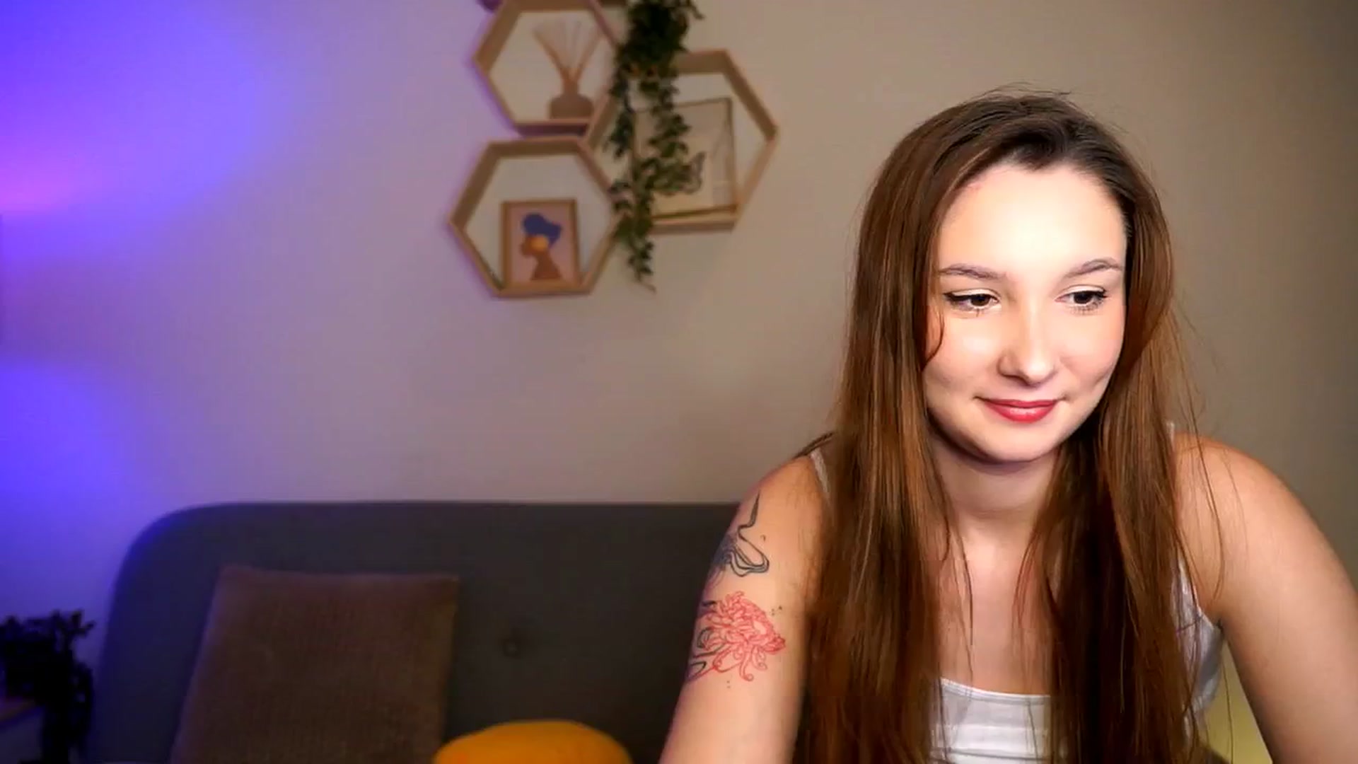 Gallery image thumbnail from BambiiQueen's myfreecams stream on, 04/11/2026, 15:27 image 16 of 20