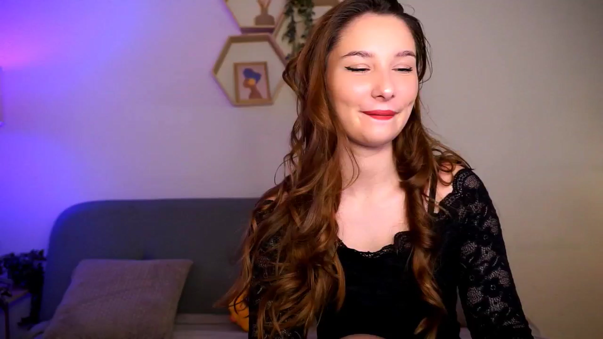 Gallery image thumbnail from BambiiQueen's myfreecams stream on, 04/15/2026, 10:36 image 2 of 20