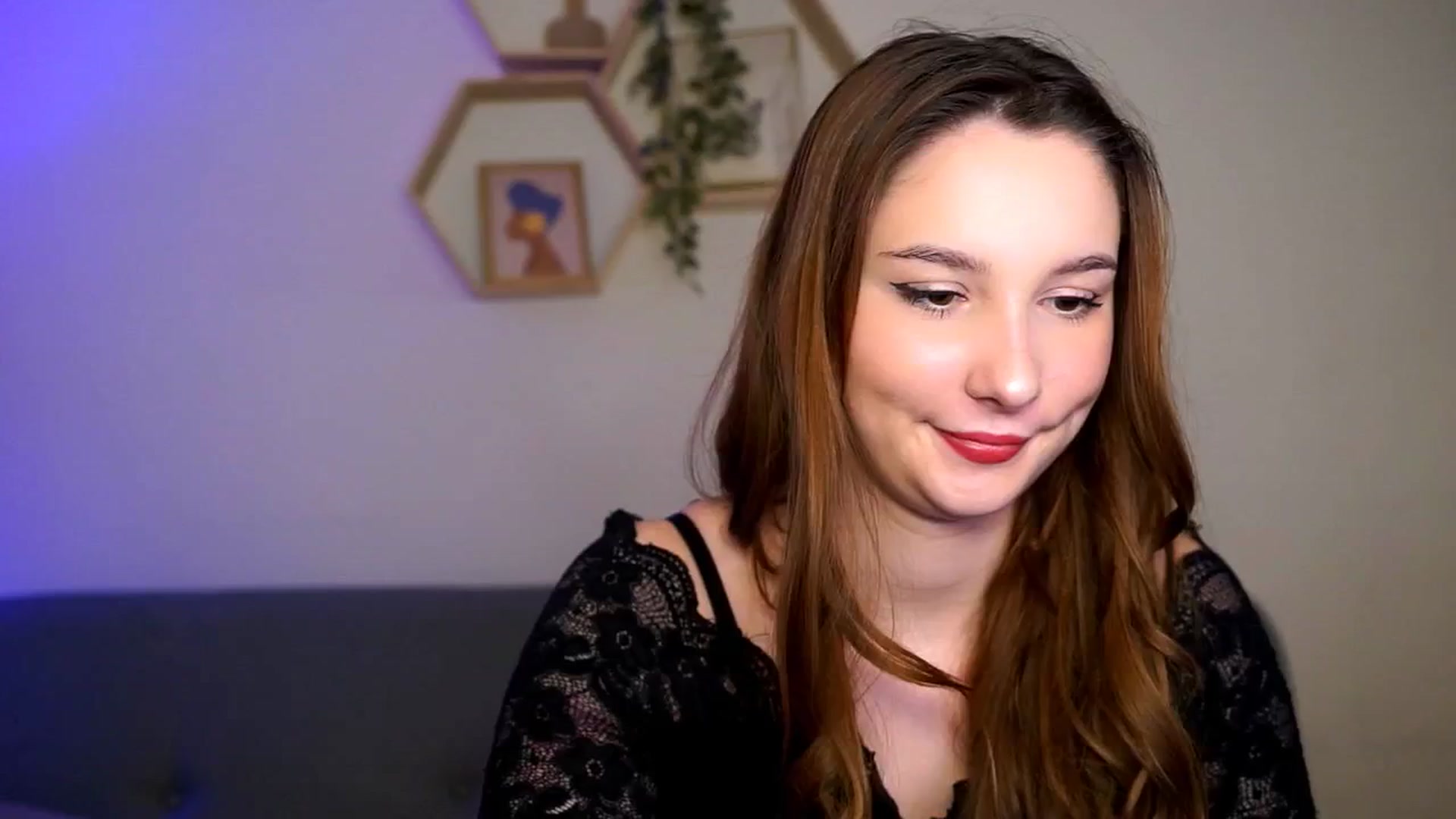 Gallery image thumbnail from BambiiQueen's myfreecams stream on, 04/15/2026, 12:34 image 16 of 20