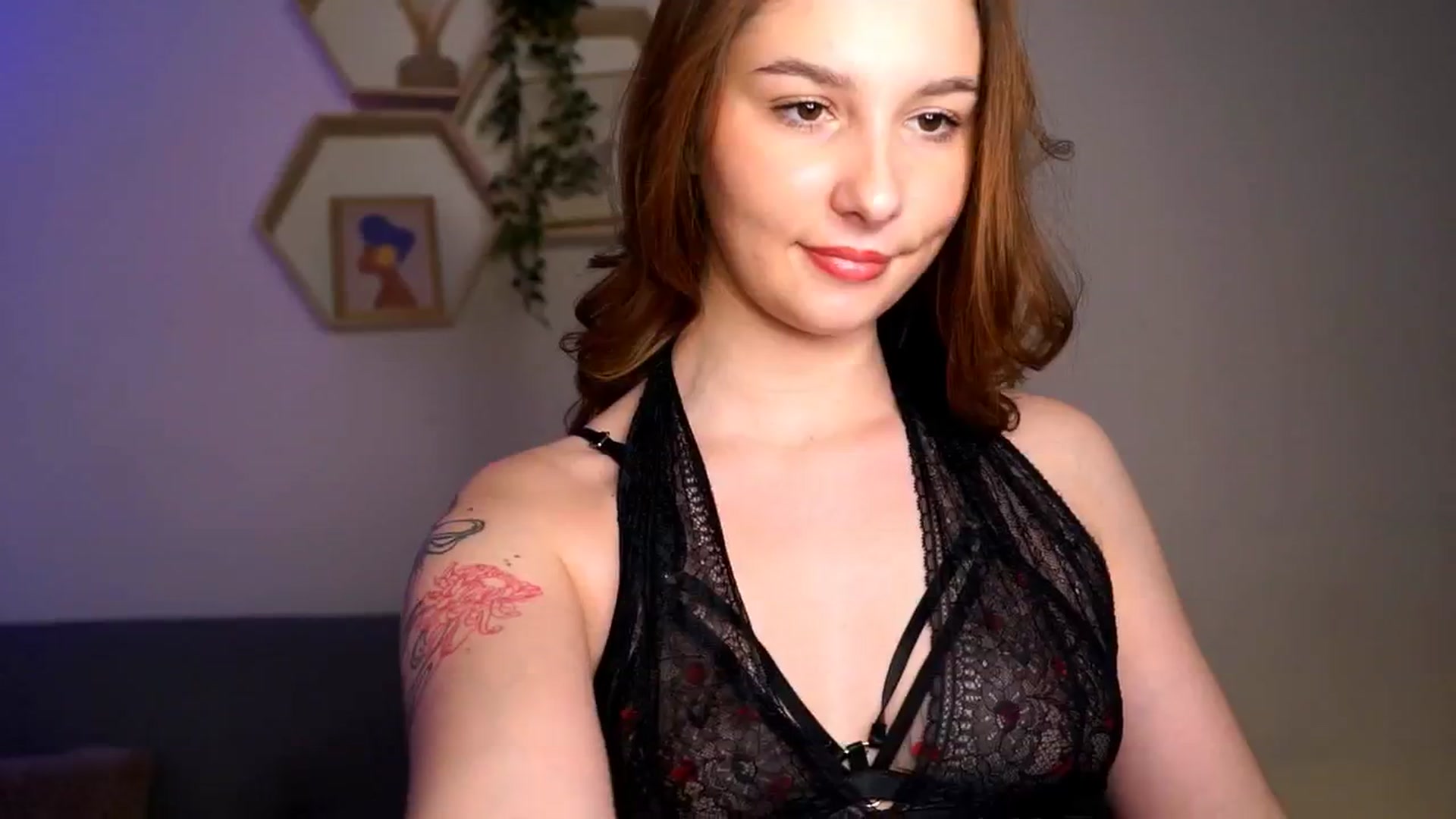 Gallery image thumbnail from BambiiQueen's myfreecams stream on, 04/17/2026, 11:12 image 7 of 20
