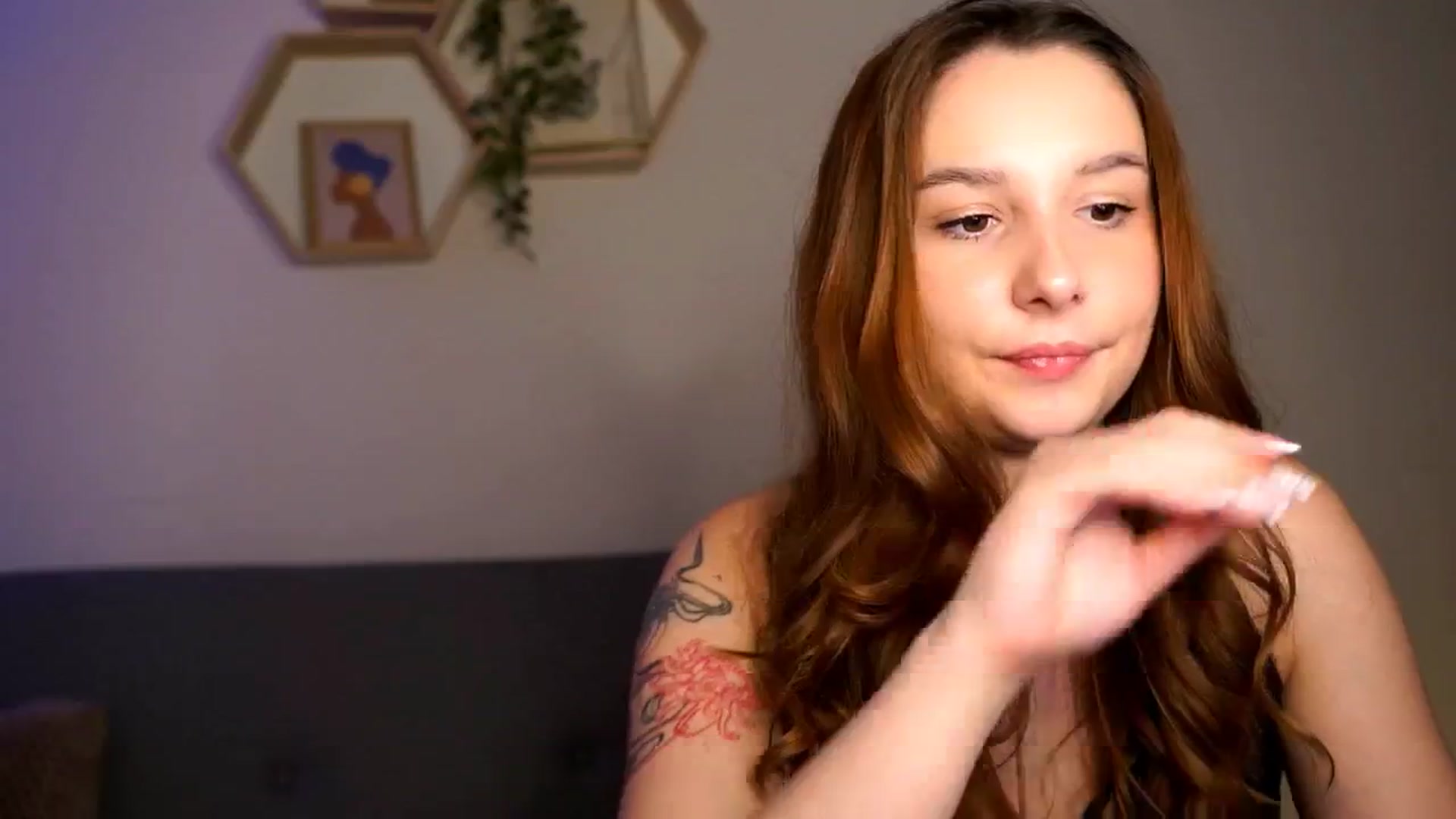 Gallery image thumbnail from BambiiQueen's myfreecams stream on, 04/17/2026, 12:49 image 10 of 20