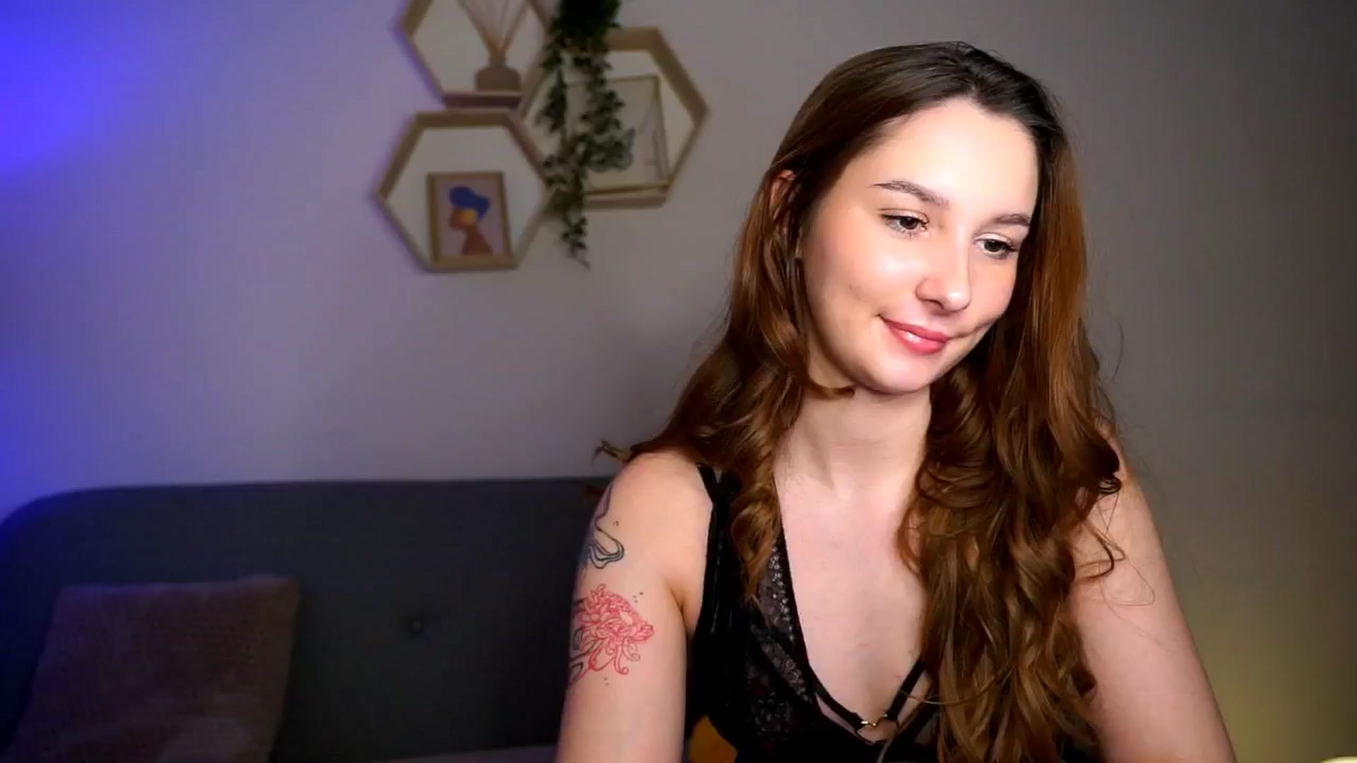 Gallery image thumbnail from BambiiQueen's myfreecams stream on, 04/17/2026, 15:02 image 8 of 20