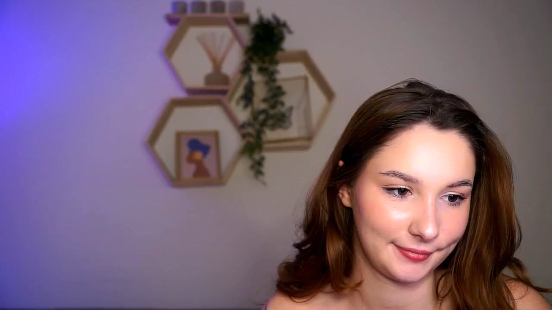 Gallery image thumbnail from BambiiQueen's myfreecams stream on, 04/18/2026, 14:54 image 17 of 20
