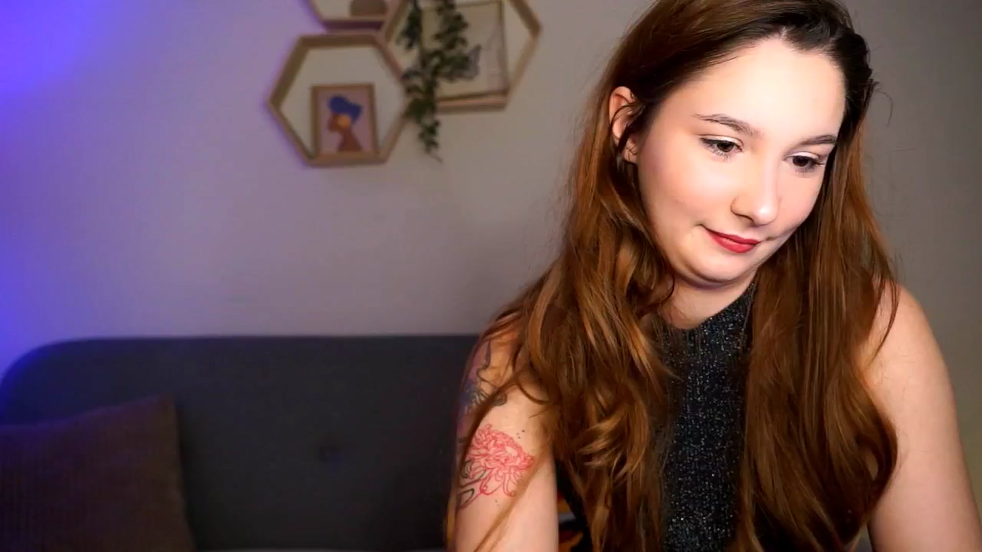 Gallery image thumbnail from BambiiQueen's myfreecams stream on, 04/19/2026, 11:01 image 13 of 20