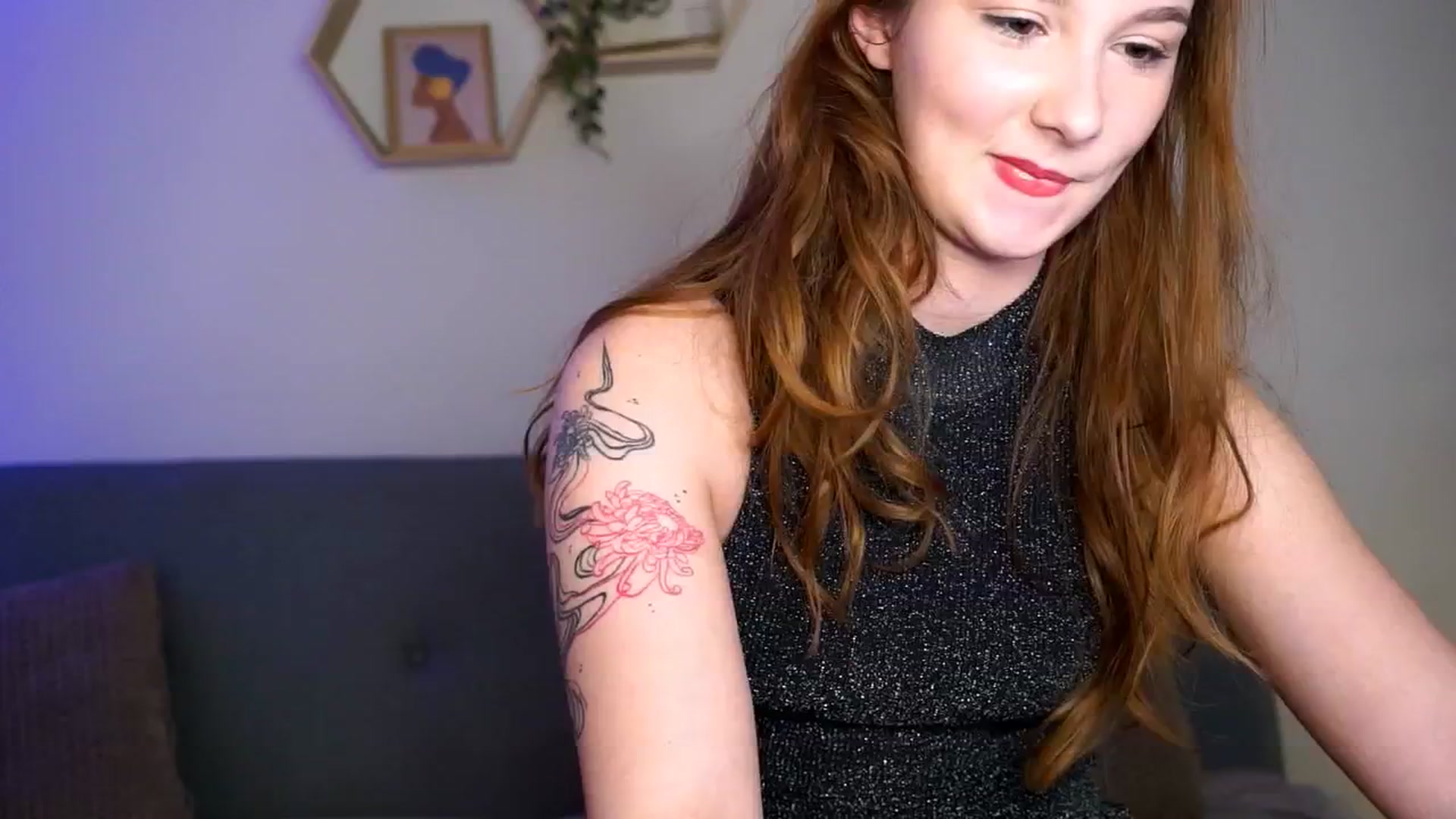 Gallery image thumbnail from BambiiQueen's myfreecams stream on, 04/19/2026, 11:35 image 2 of 20