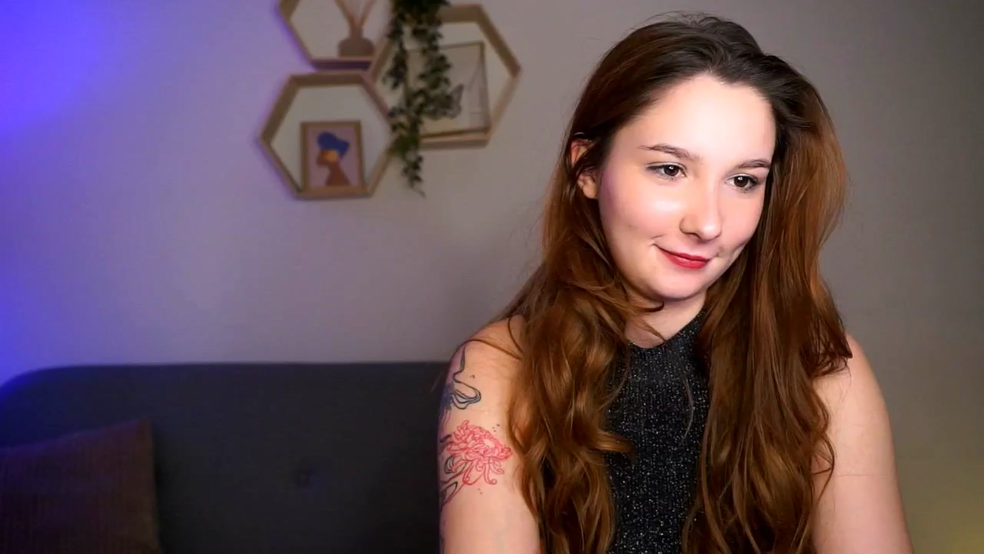 Gallery image thumbnail from BambiiQueen's myfreecams stream on, 04/19/2026, 14:19 image 19 of 20