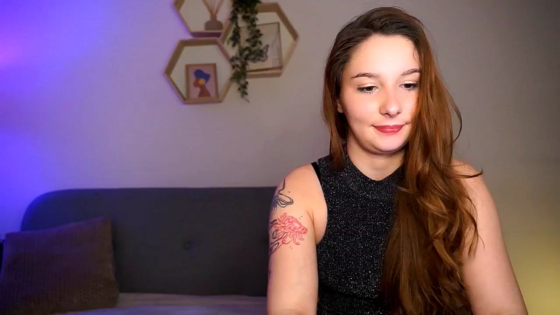 Gallery image thumbnail from BambiiQueen's myfreecams stream on, 04/19/2026, 15:25 image 7 of 20