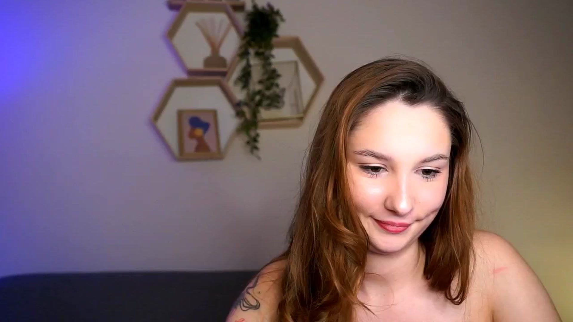 Gallery image thumbnail from BambiiQueen's myfreecams stream on, 04/24/2026, 18:28 image 10 of 20