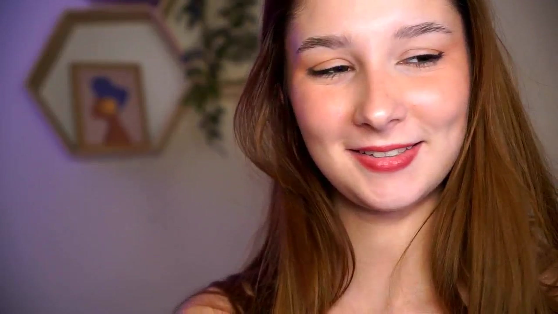 Gallery image thumbnail from BambiiQueen's myfreecams stream on, 04/27/2026, 18:26 image 17 of 20