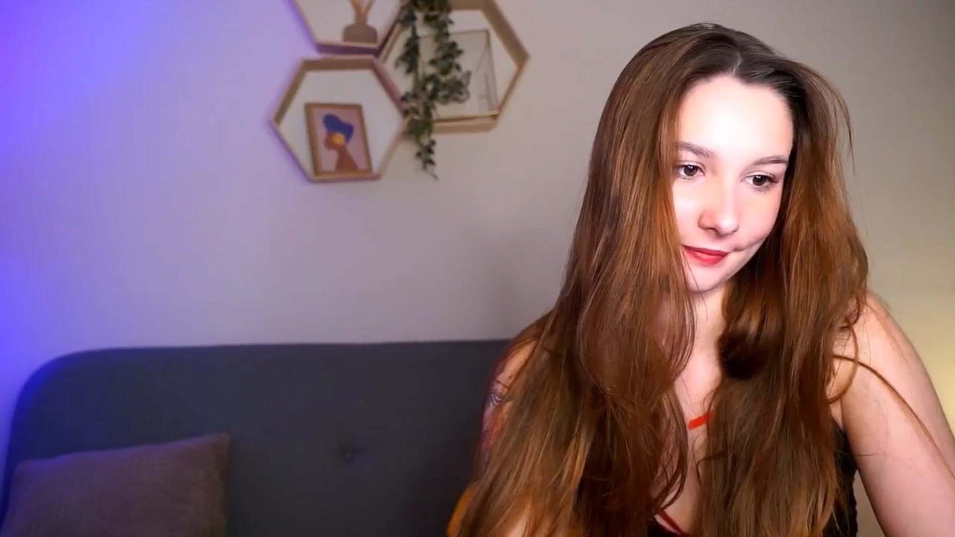Gallery image thumbnail from BambiiQueen's myfreecams stream on, 04/29/2026, 20:24 image 14 of 20