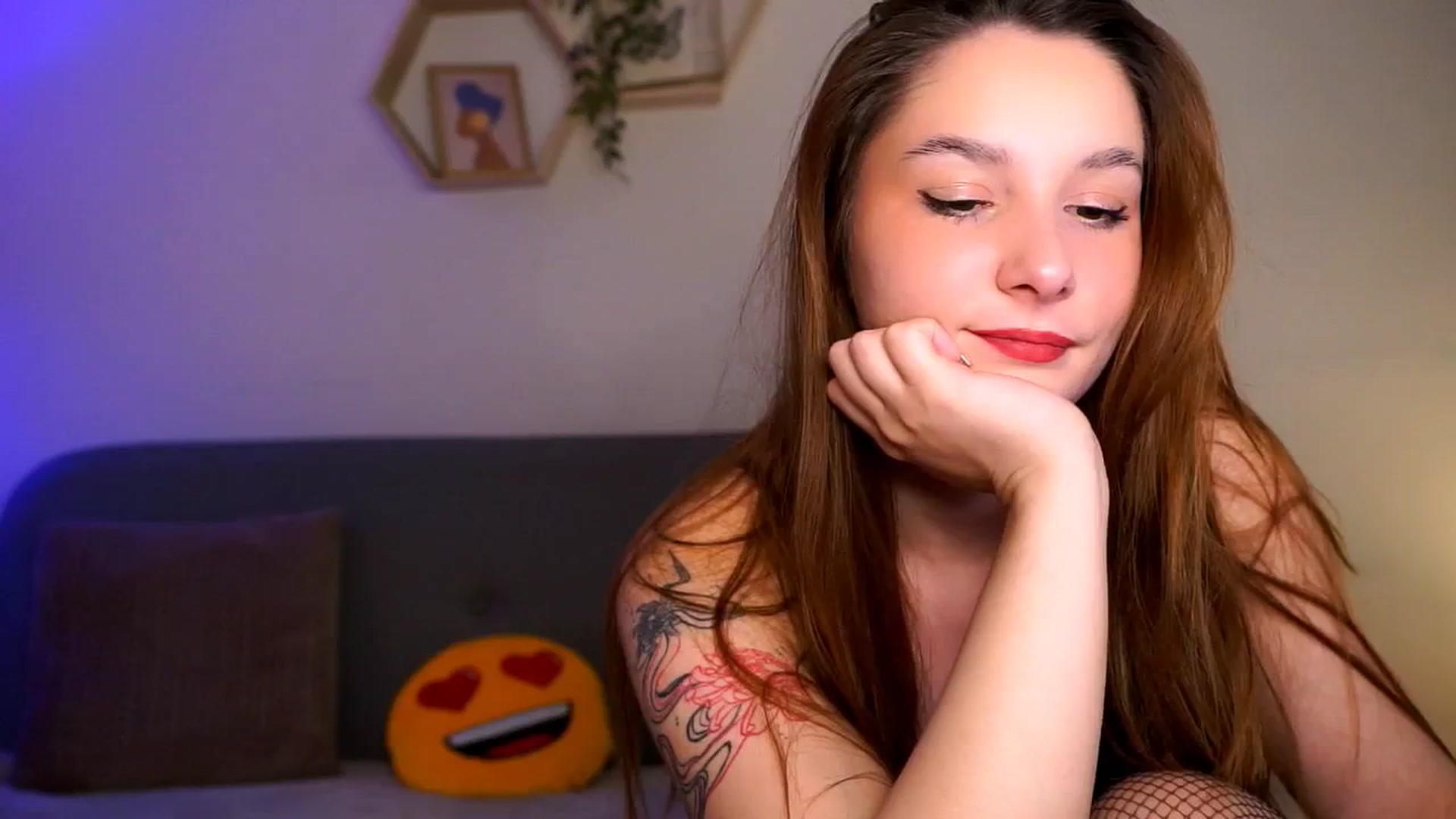 Gallery image thumbnail from BambiiQueen's myfreecams stream on, 04/30/2026, 14:41 image 1 of 20