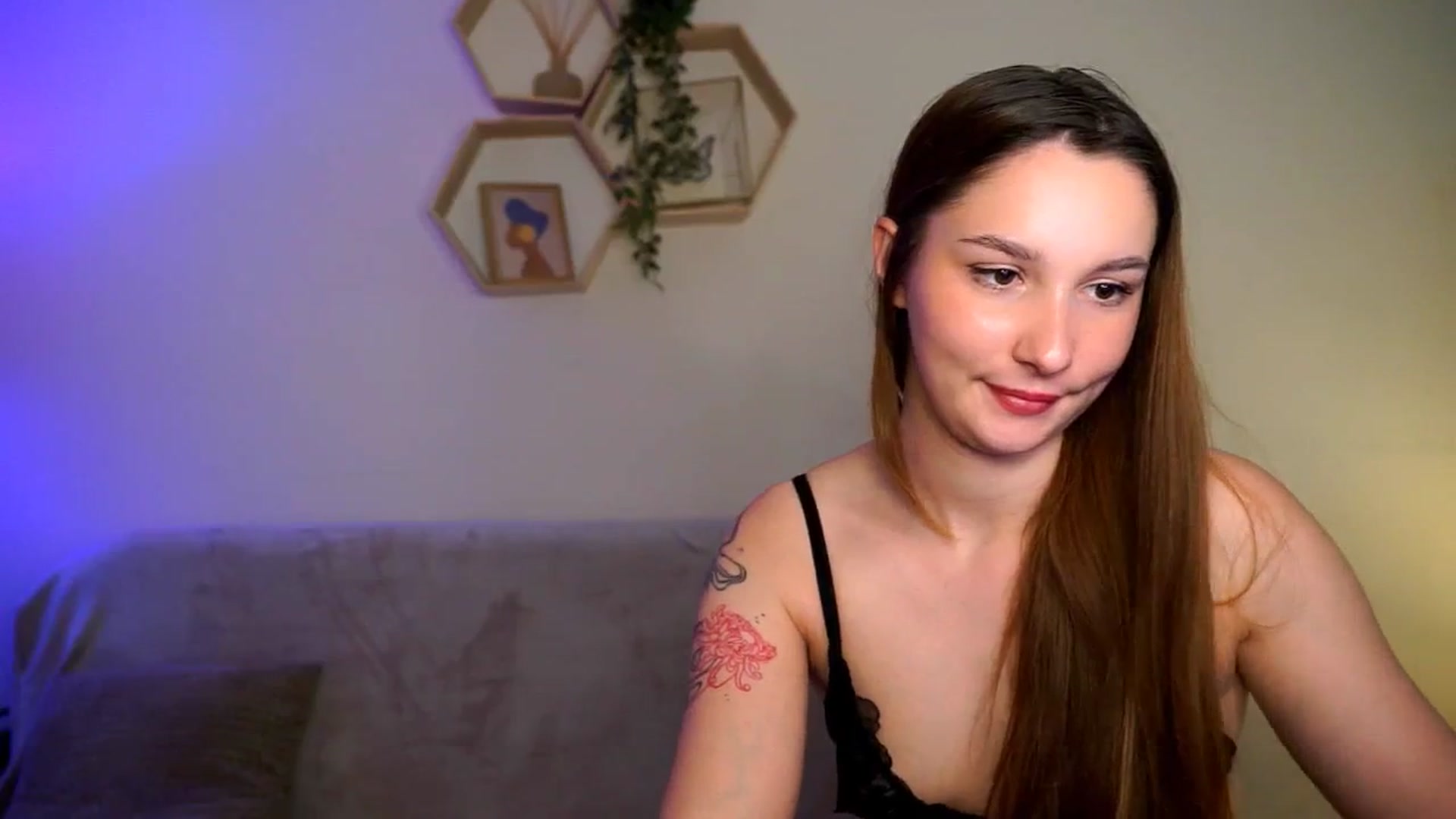 Gallery image thumbnail from BambiiQueen's myfreecams stream on, 05/02/2026, 15:38 image 10 of 20