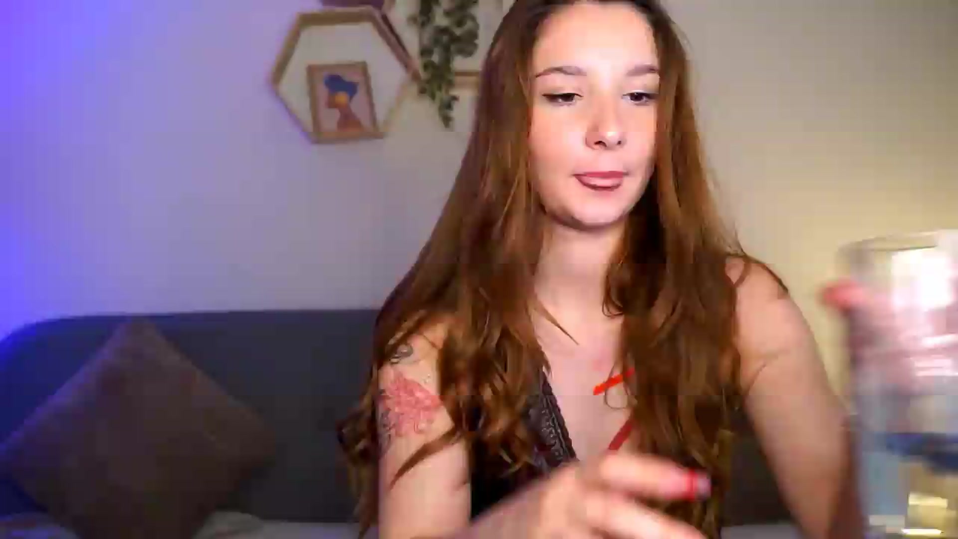 Gallery image thumbnail from BambiiQueen's myfreecams stream on, 05/16/2026, 12:54 image 5 of 20