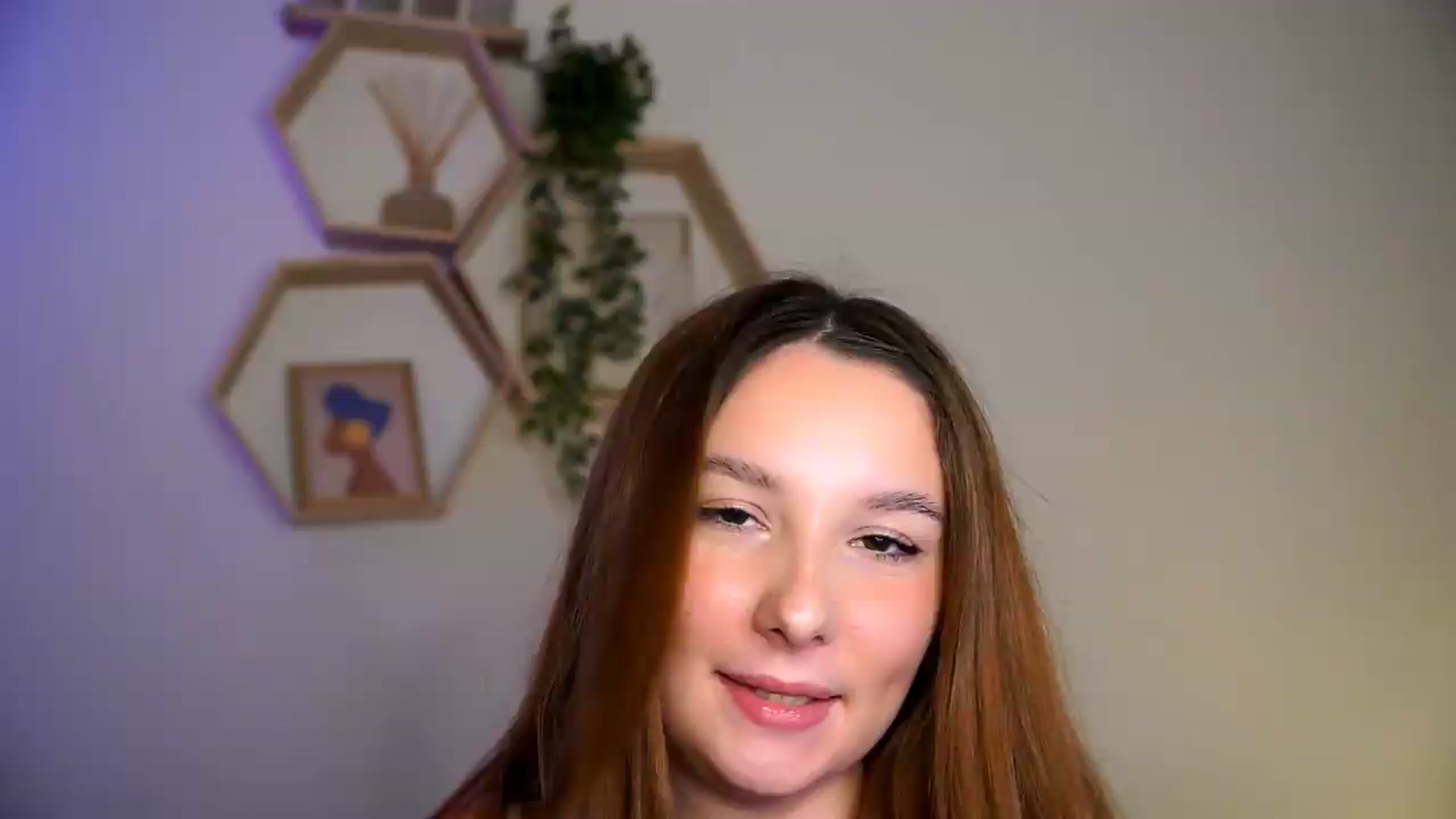 Gallery image thumbnail from BambiiQueen's myfreecams stream on, 05/17/2026, 16:44 image 16 of 20