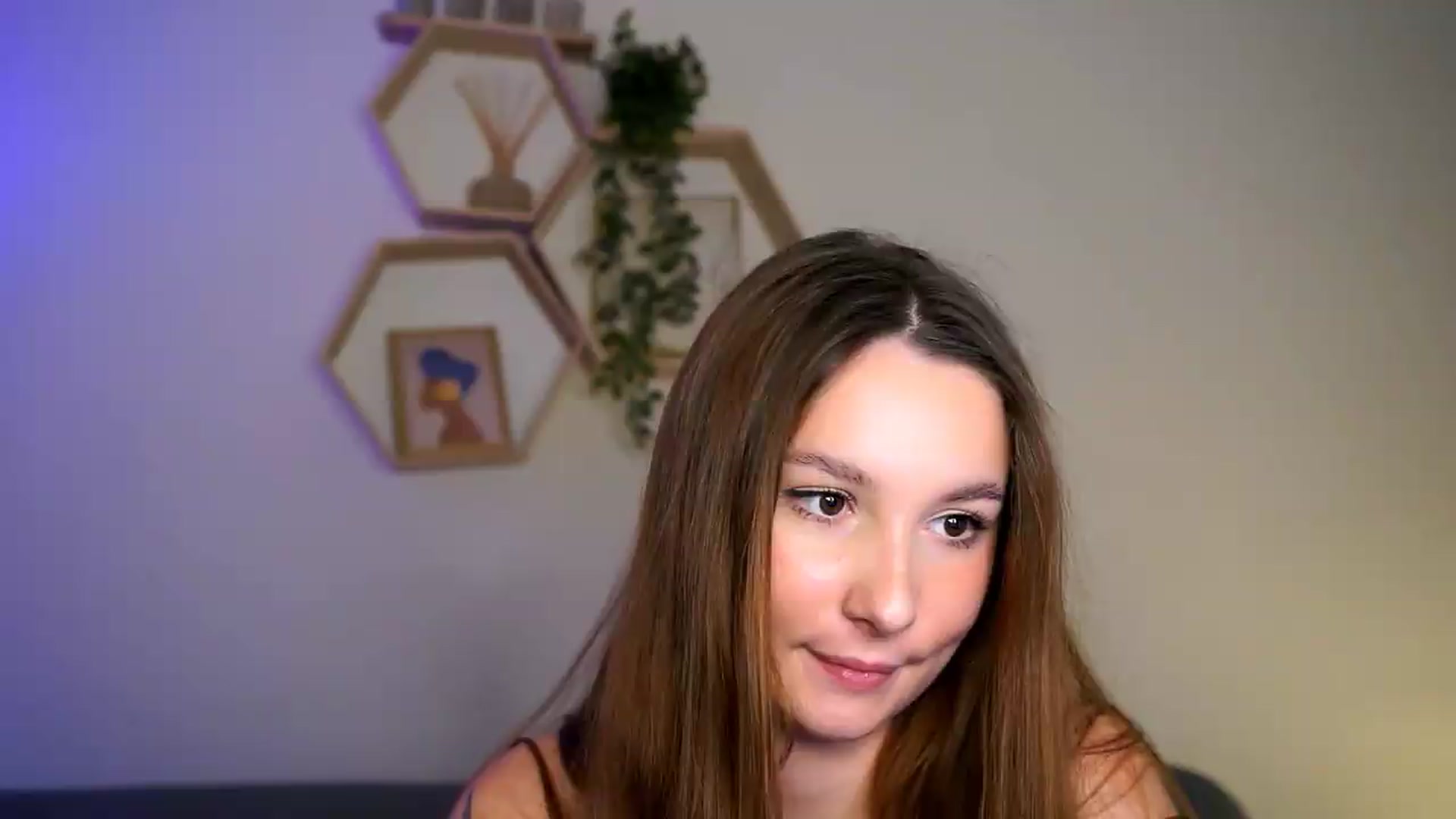 Gallery image thumbnail from BambiiQueen's myfreecams stream on, 05/17/2026, 16:44 image 18 of 20