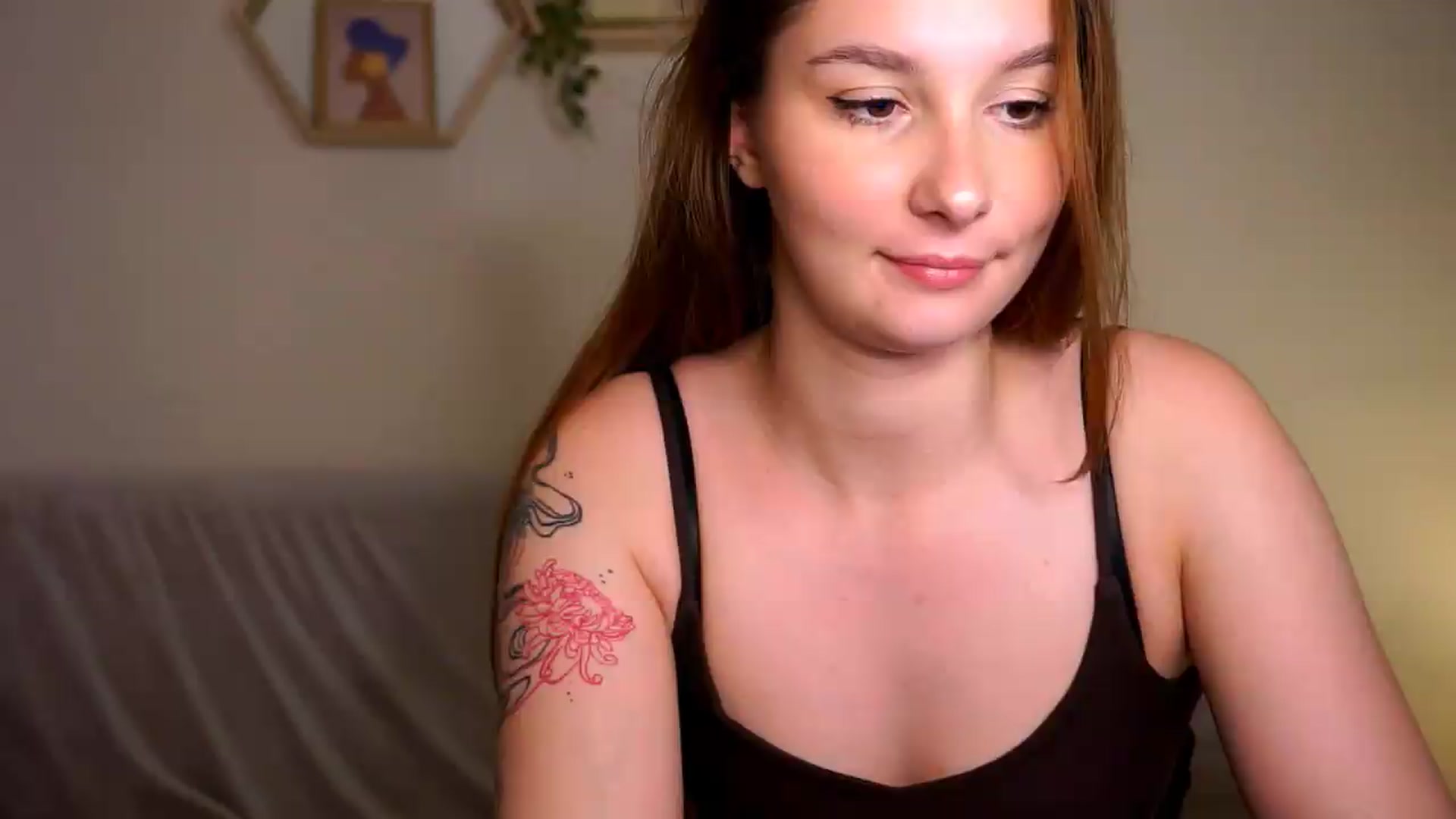 Gallery image thumbnail from BambiiQueen's myfreecams stream on, 05/24/2026, 14:40 image 15 of 20