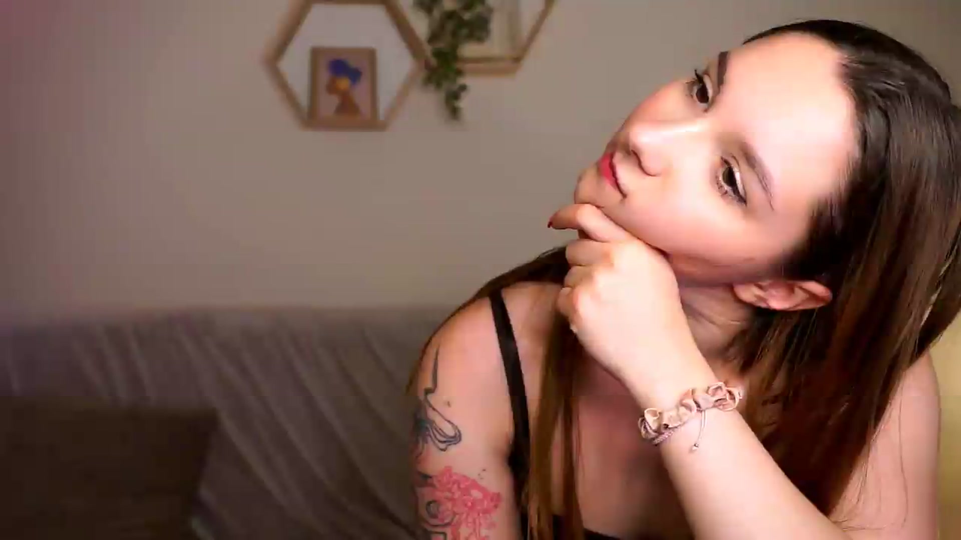 Gallery image thumbnail from BambiiQueen's myfreecams stream on, 05/24/2026, 18:09 image 13 of 20