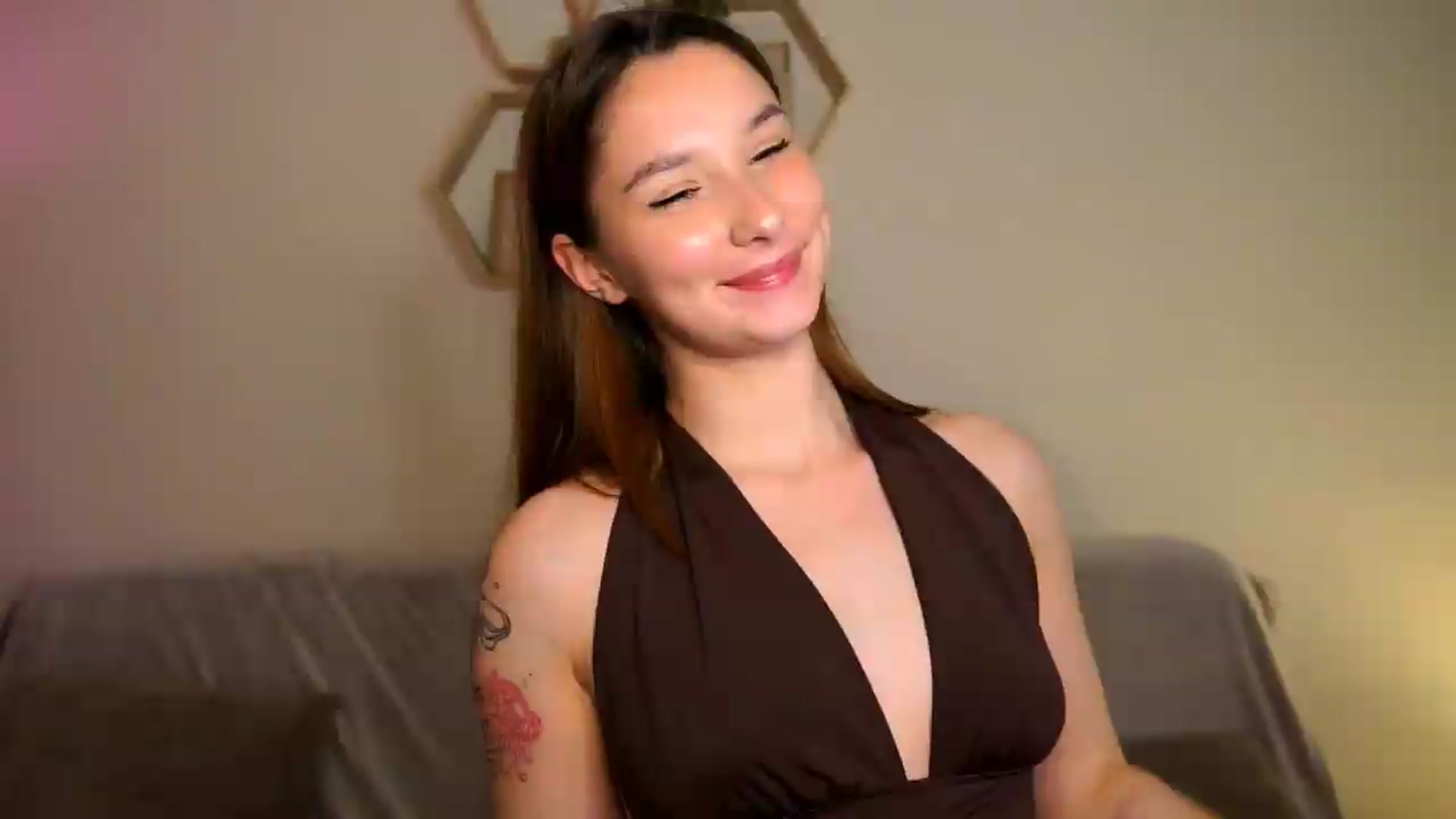 Gallery image thumbnail from BambiiQueen's myfreecams stream on, 05/25/2026, 12:57 image 5 of 20