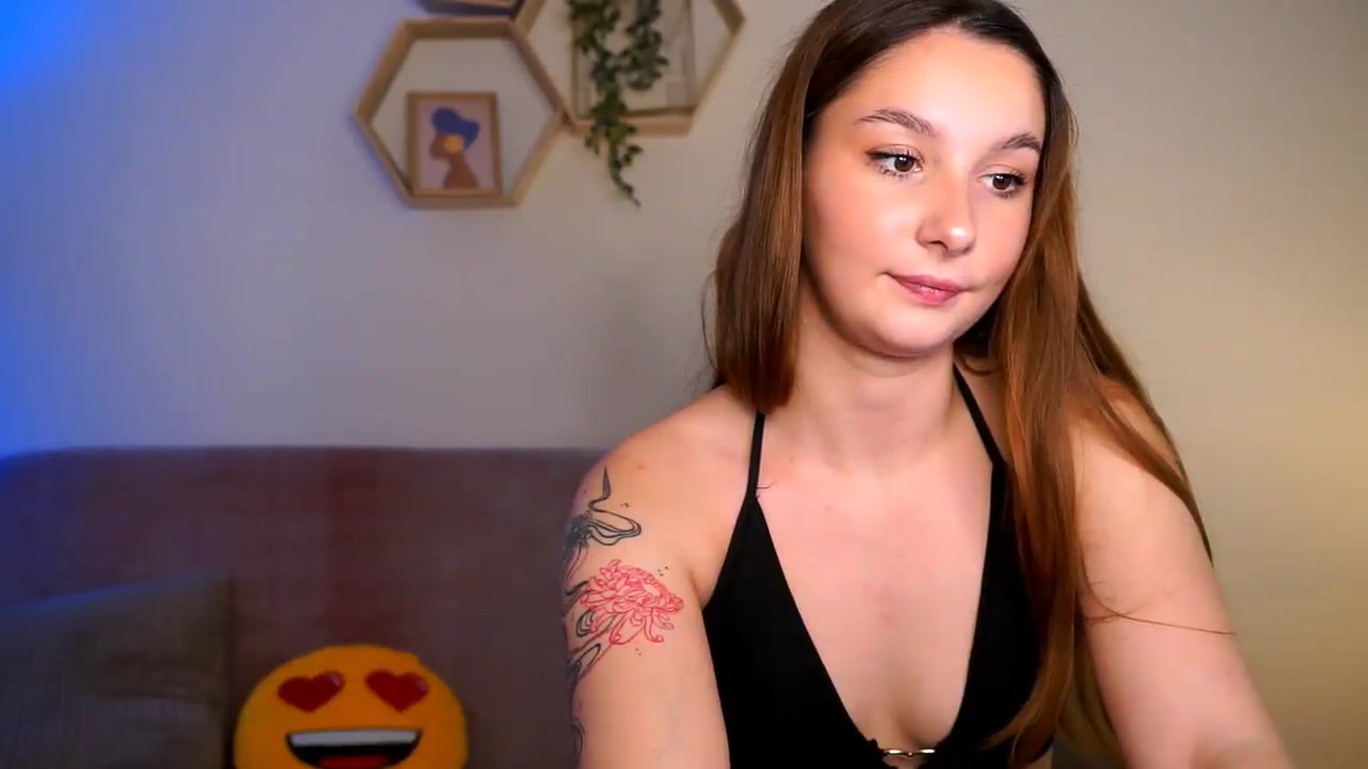 Gallery image thumbnail from BambiiQueen's myfreecams stream on, 06/06/2026, 12:57 image 19 of 20