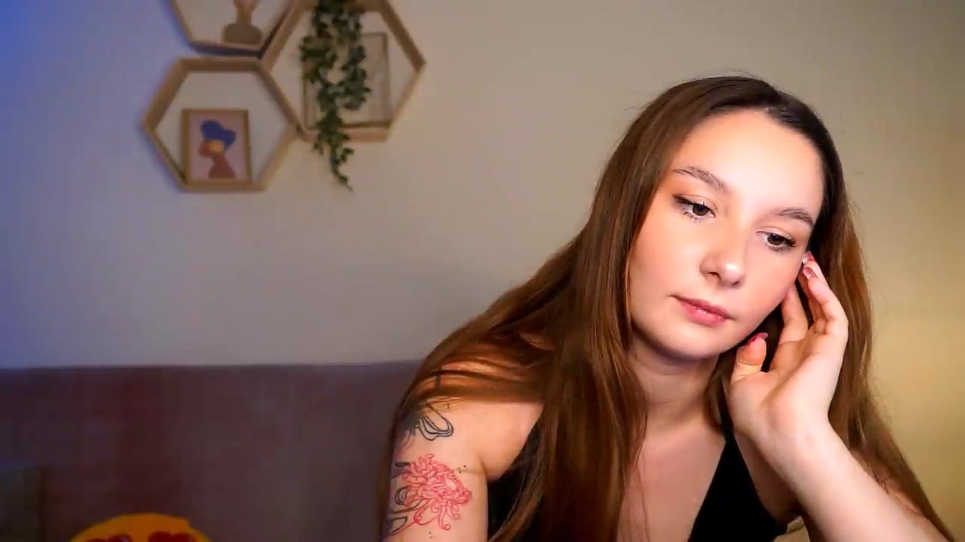 Gallery image thumbnail from BambiiQueen's myfreecams stream on, 06/06/2026, 12:57 image 12 of 20