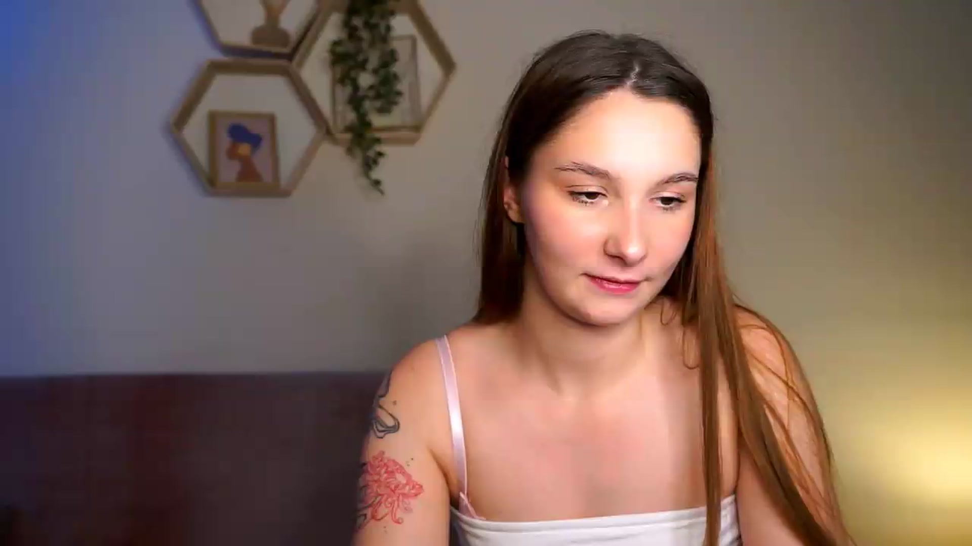 Gallery image thumbnail from BambiiQueen's myfreecams stream on, 06/07/2026, 19:05 image 5 of 20