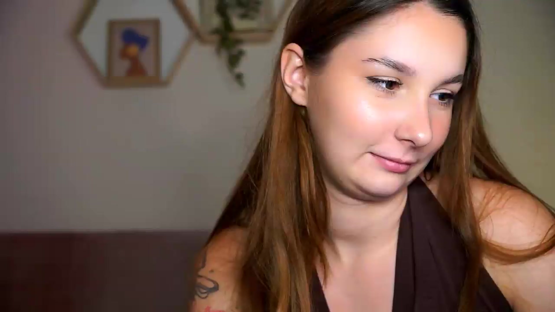 Gallery image thumbnail from BambiiQueen's myfreecams stream on, 06/28/2026, 10:35 image 19 of 20
