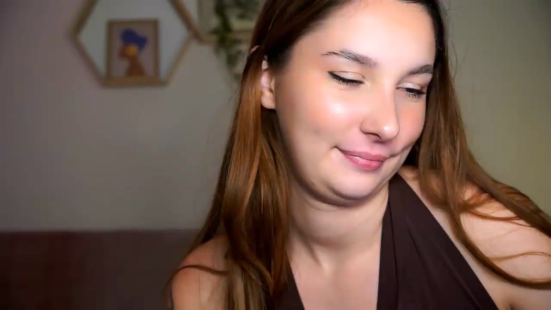 Gallery image thumbnail from BambiiQueen's myfreecams stream on, 06/28/2026, 10:35 image 18 of 20