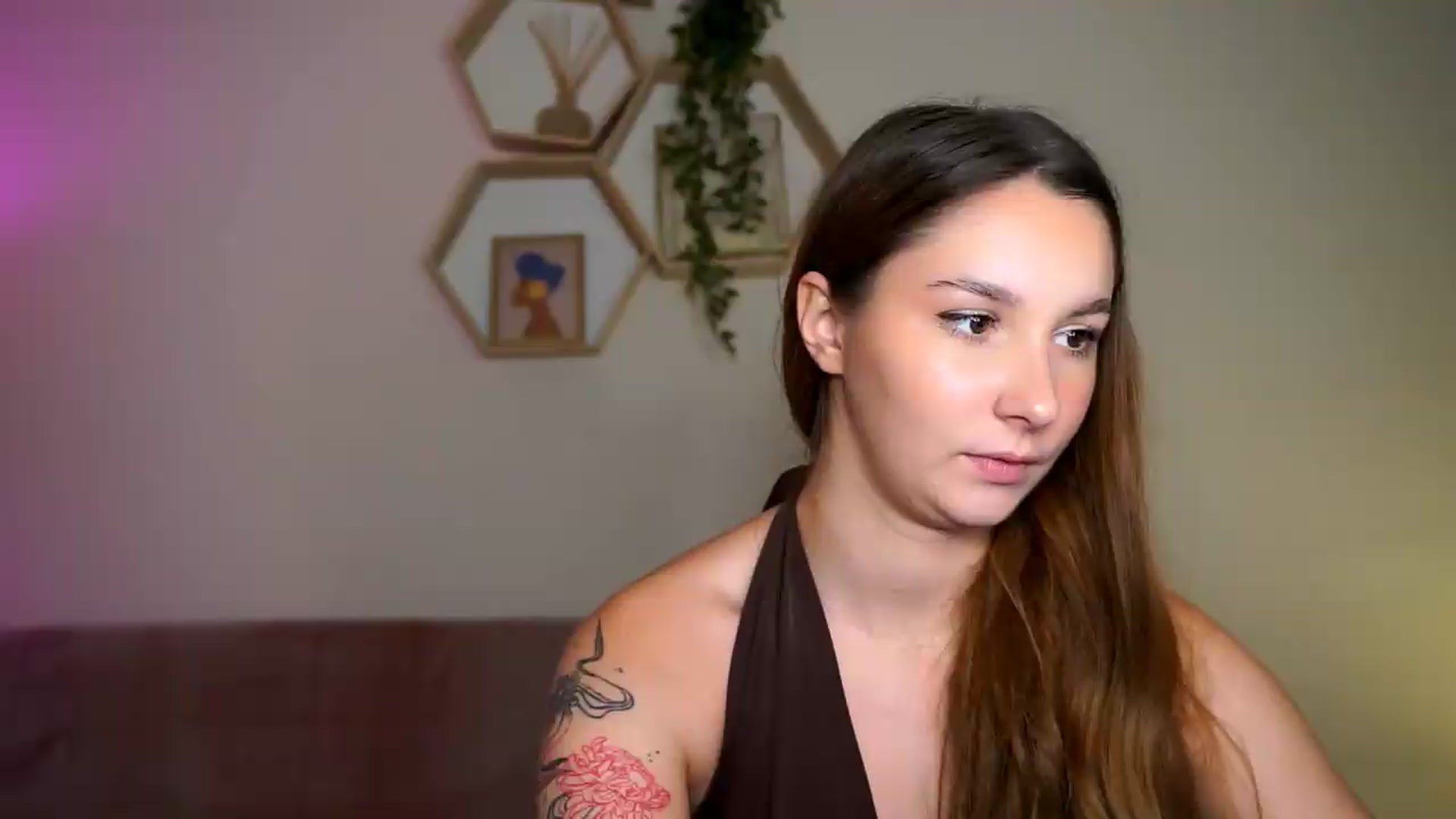 Gallery image thumbnail from BambiiQueen's myfreecams stream on, 06/28/2026, 11:04 image 2 of 20