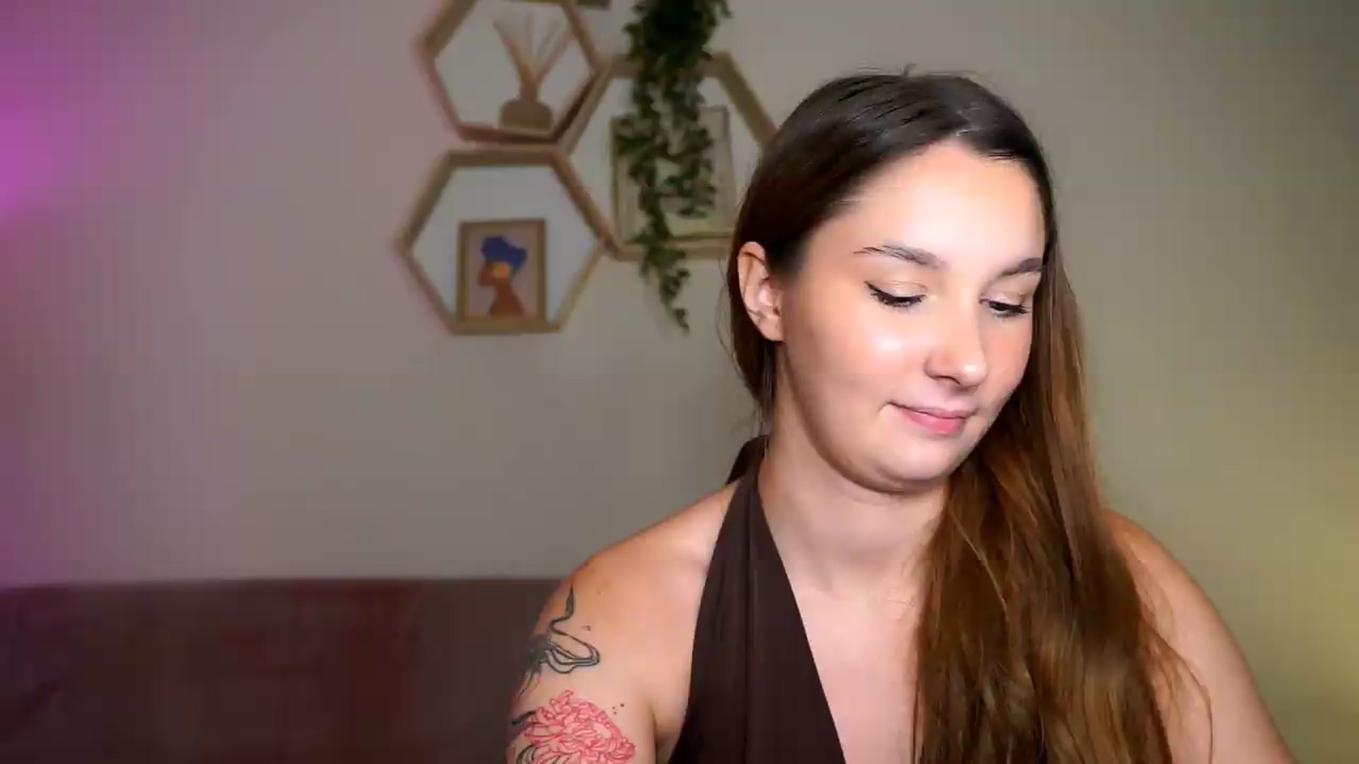 Gallery image thumbnail from BambiiQueen's myfreecams stream on, 06/28/2026, 11:04 image 1 of 20