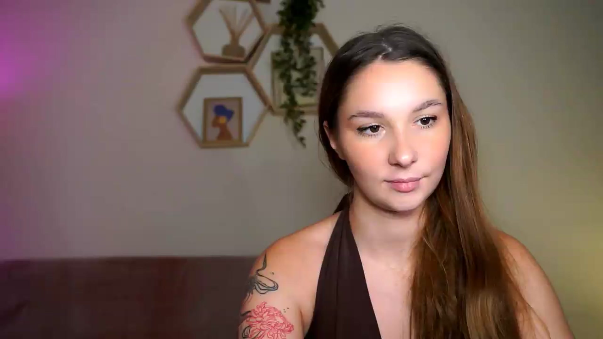 Gallery image thumbnail from BambiiQueen's myfreecams stream on, 06/28/2026, 11:04 image 3 of 20