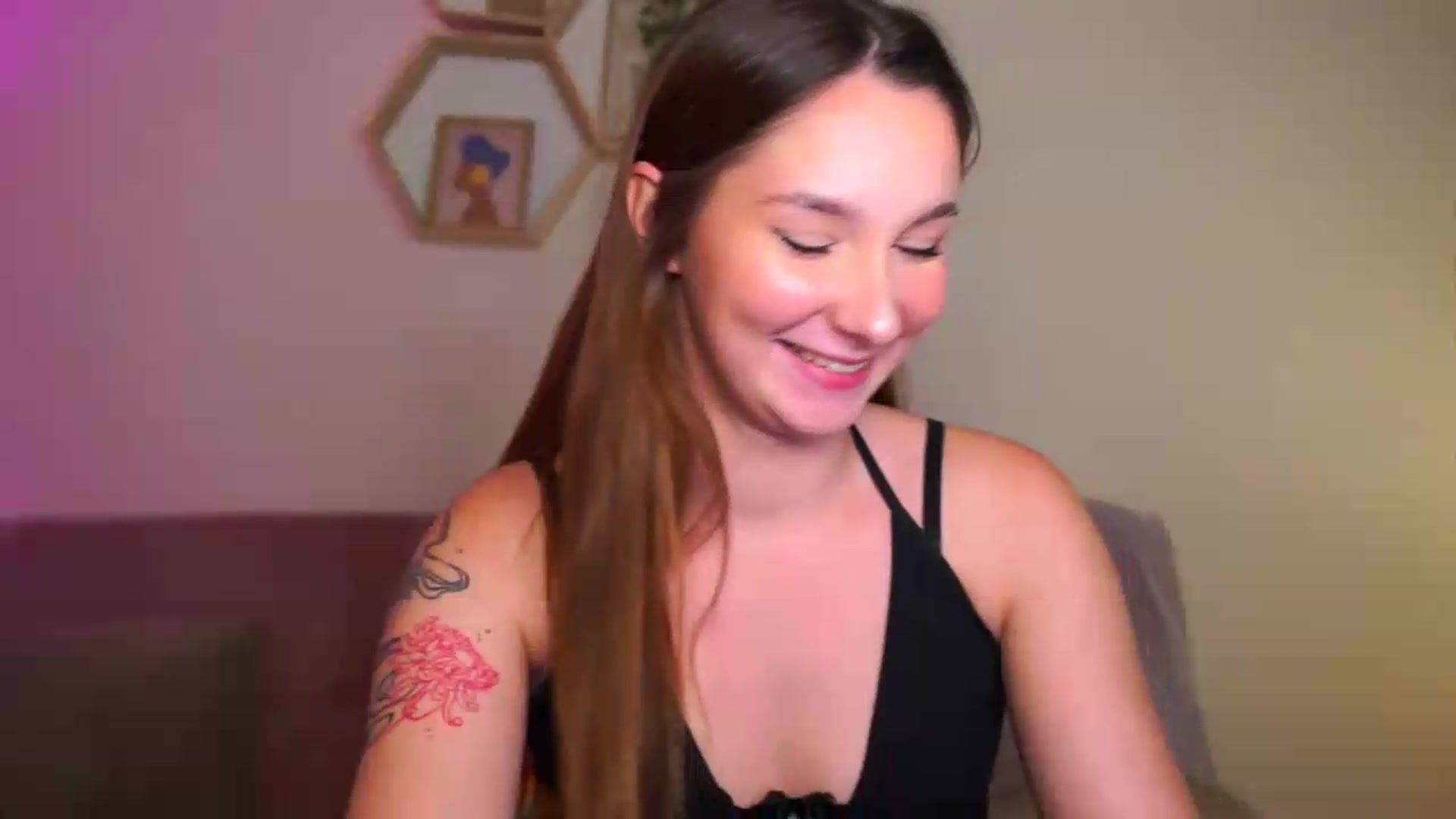 Gallery image thumbnail from BambiiQueen's myfreecams stream on, 07/04/2026, 15:41 image 4 of 20