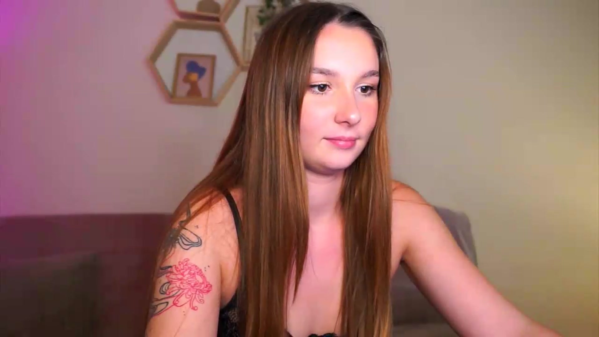 Gallery image thumbnail from BambiiQueen's myfreecams stream on, 07/04/2026, 18:05 image 10 of 20