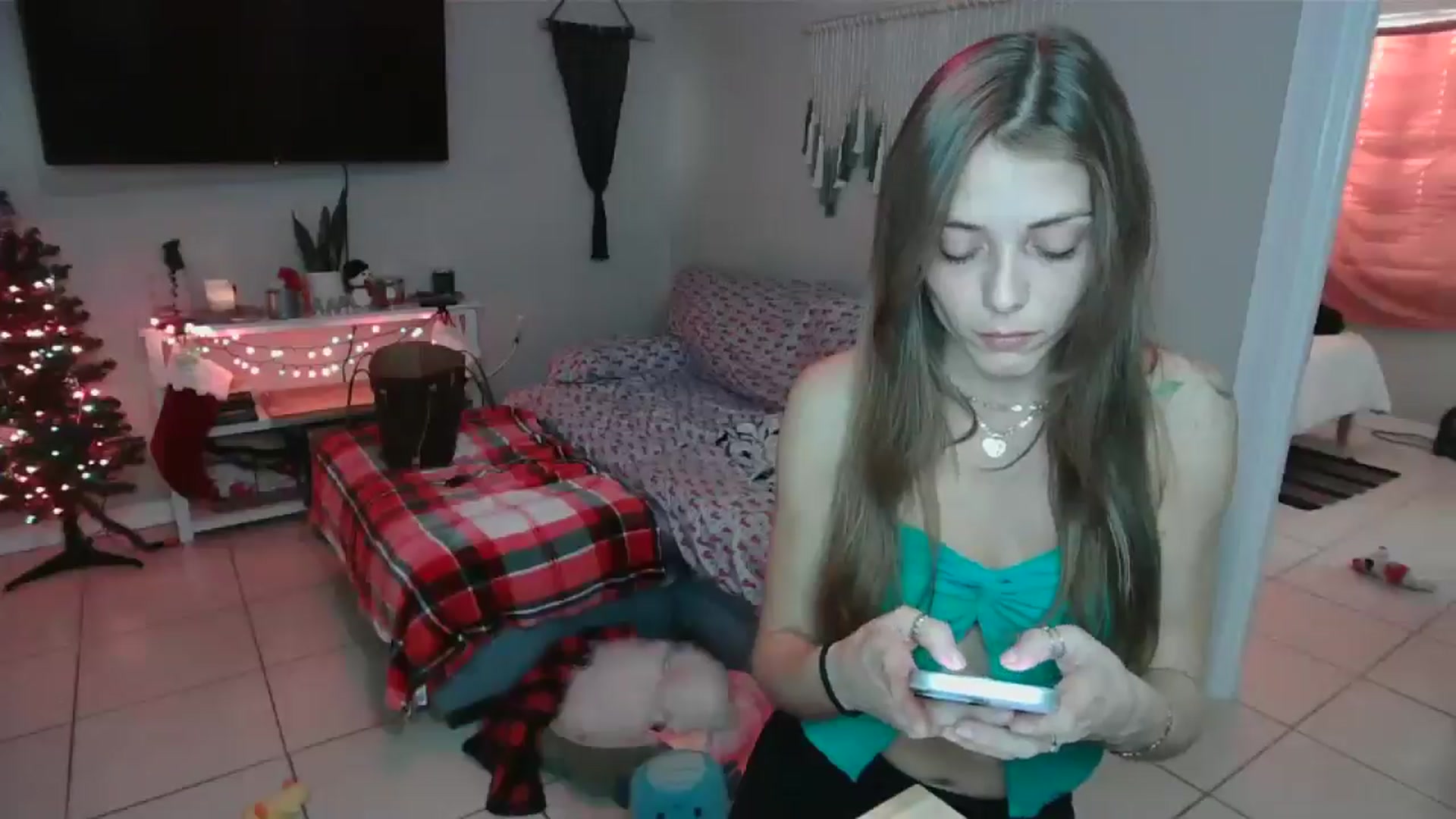 Gallery image thumbnail from Bambz's myfreecams stream on, 12/25/2025, 21:35 image 13 of 20