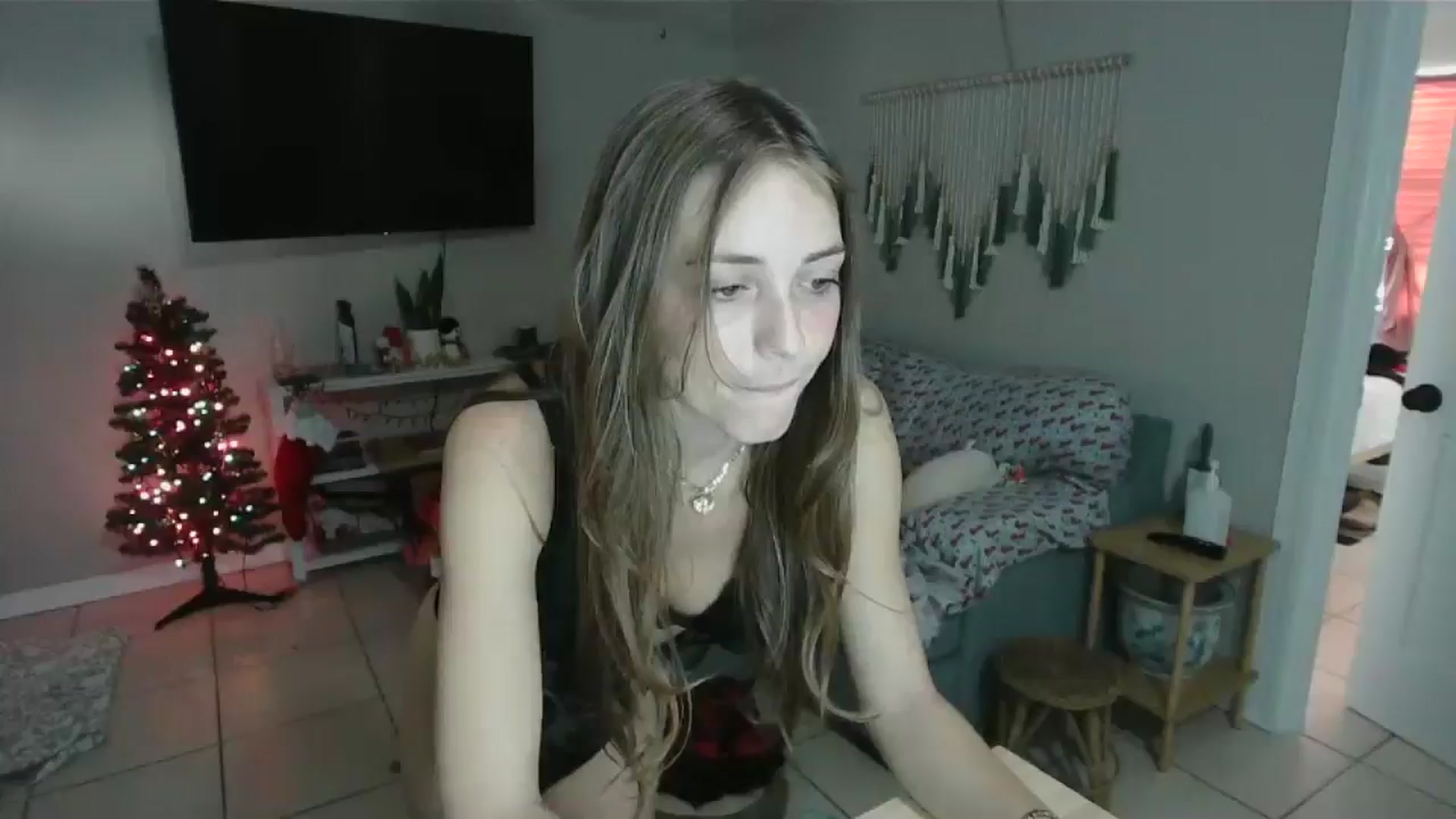 Gallery image thumbnail from Bambz's myfreecams stream on, 01/05/2026, 14:42 image 3 of 20