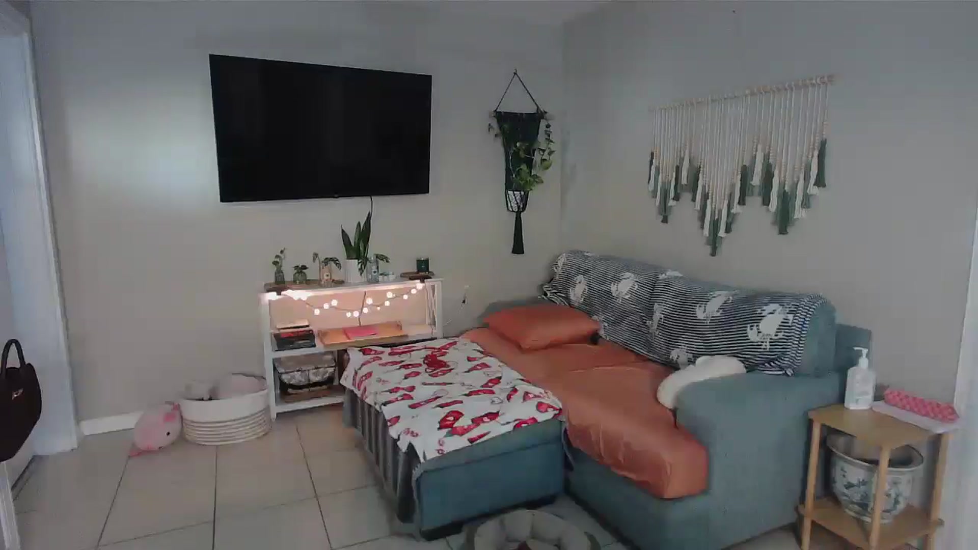Gallery image thumbnail from Bambz's myfreecams stream on, 01/07/2026, 17:39 image 3 of 20