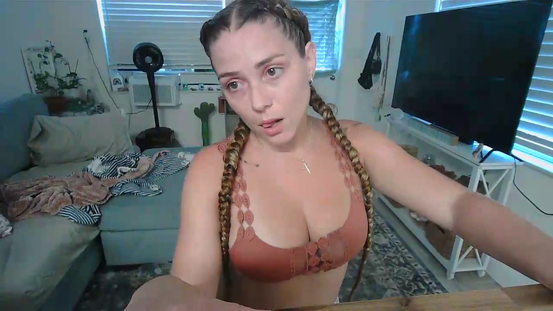 Gallery image thumbnail from Bambz's myfreecams stream on, 08/05/2026, 23:20 image 10 of 20
